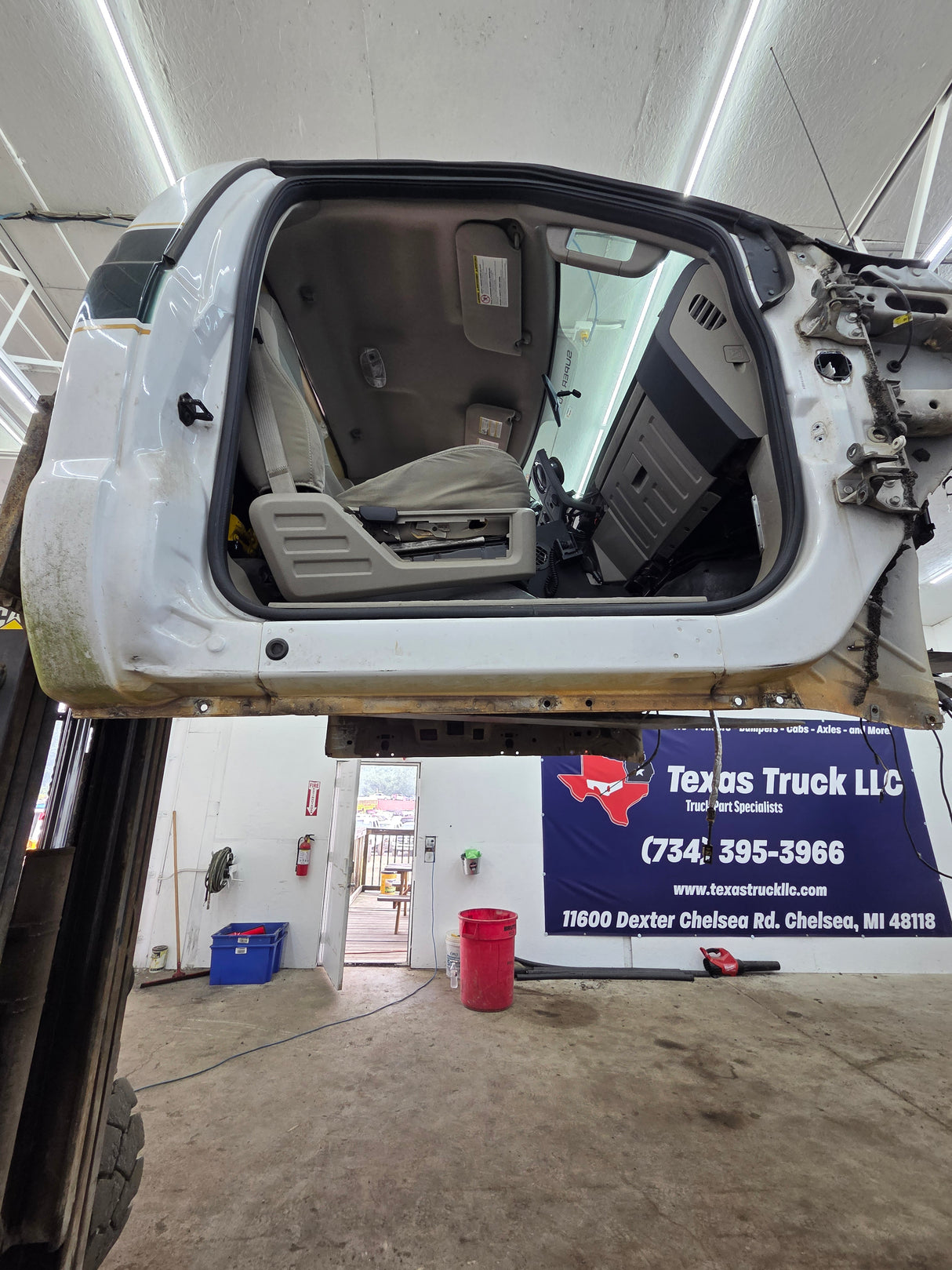2008-2010 Ford Super Duty F250 F350 F450 F550 Regular Cab 2 door