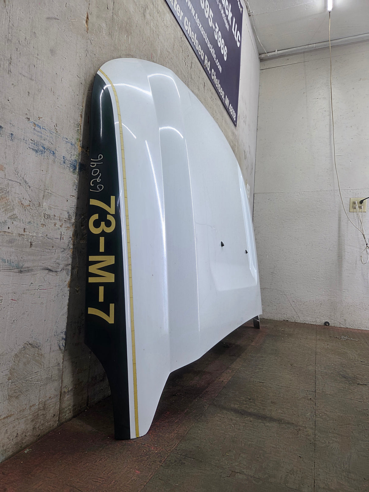 2011-2016 Ford Super Duty Hood F250 F350 F450 F550 - White