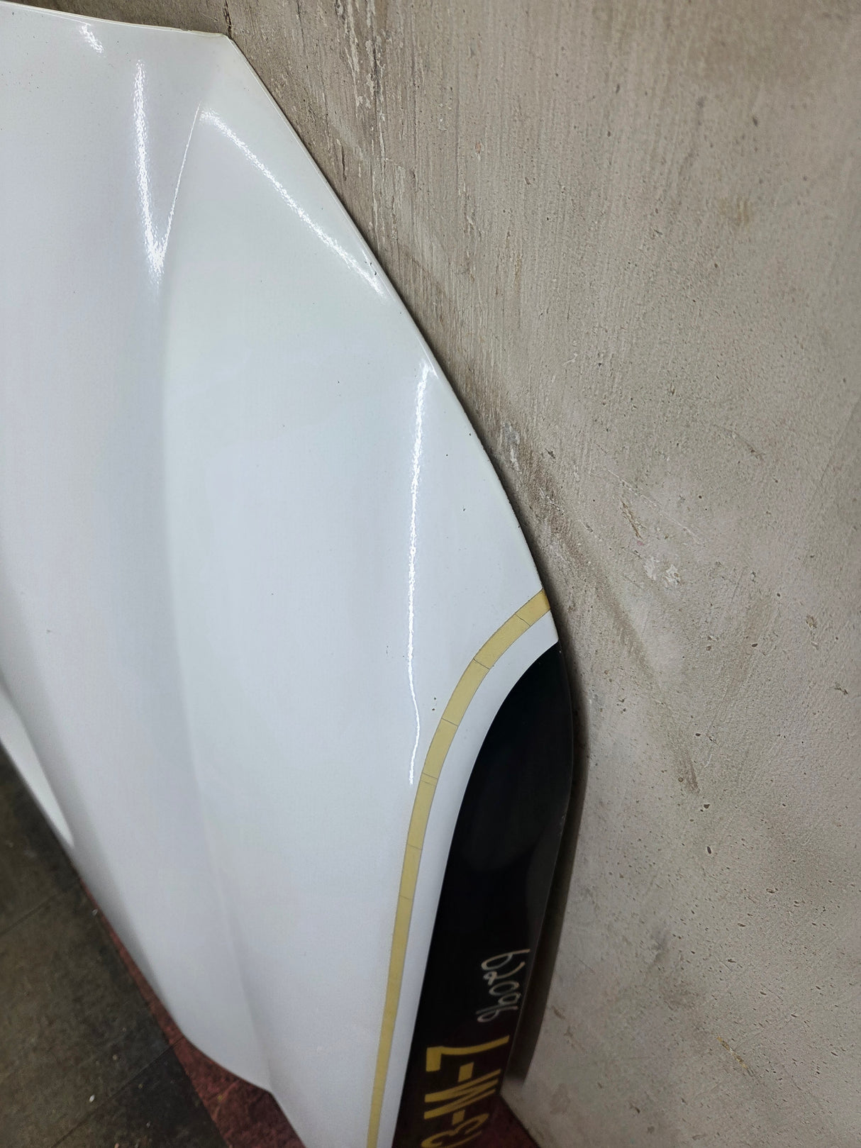 2011-2016 Ford Super Duty Hood F250 F350 F450 F550 - White