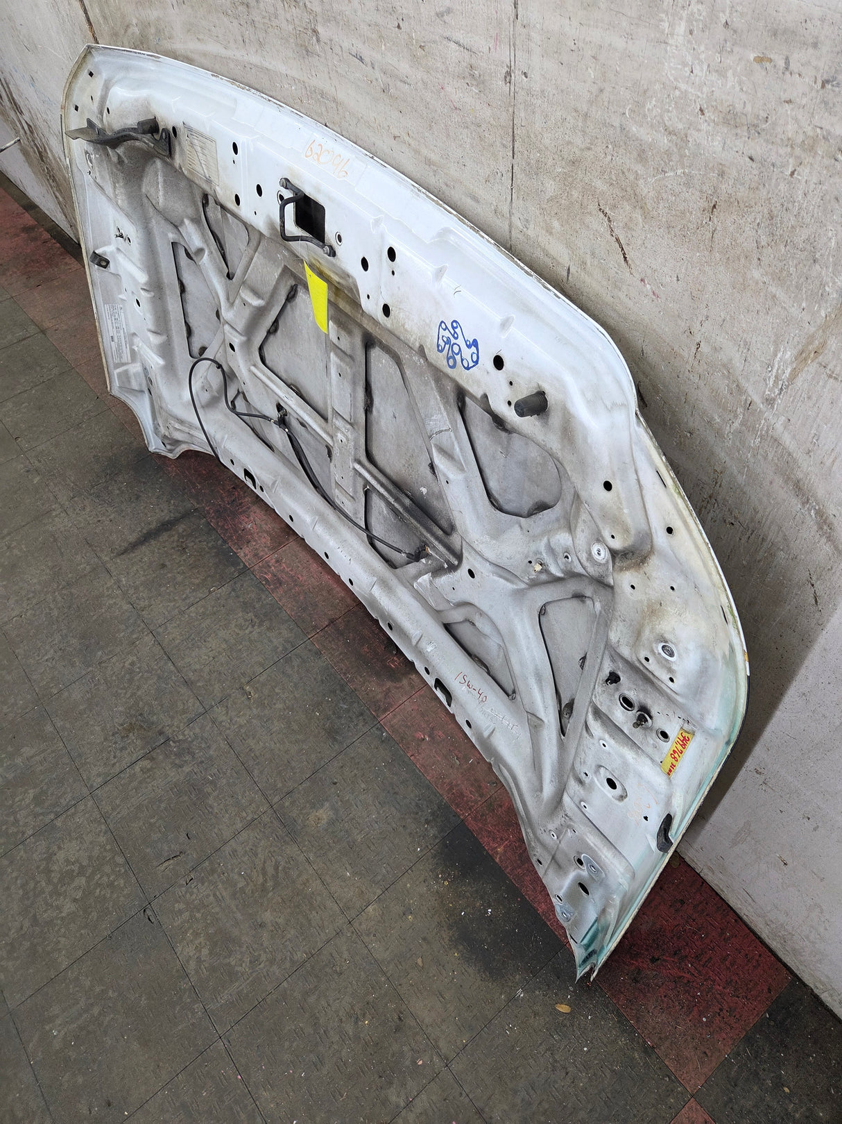 2011-2016 Ford Super Duty Hood F250 F350 F450 F550 - White