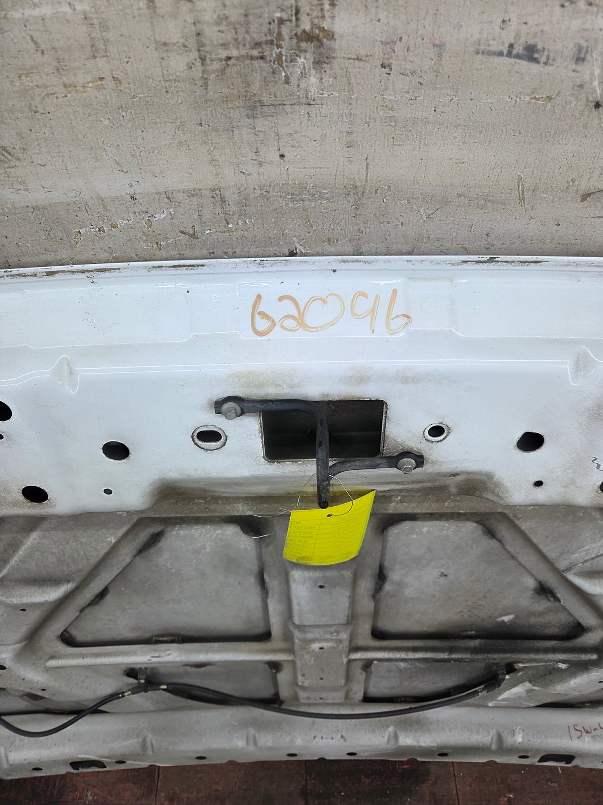 2011-2016 Ford Super Duty Hood F250 F350 F450 F550 - White
