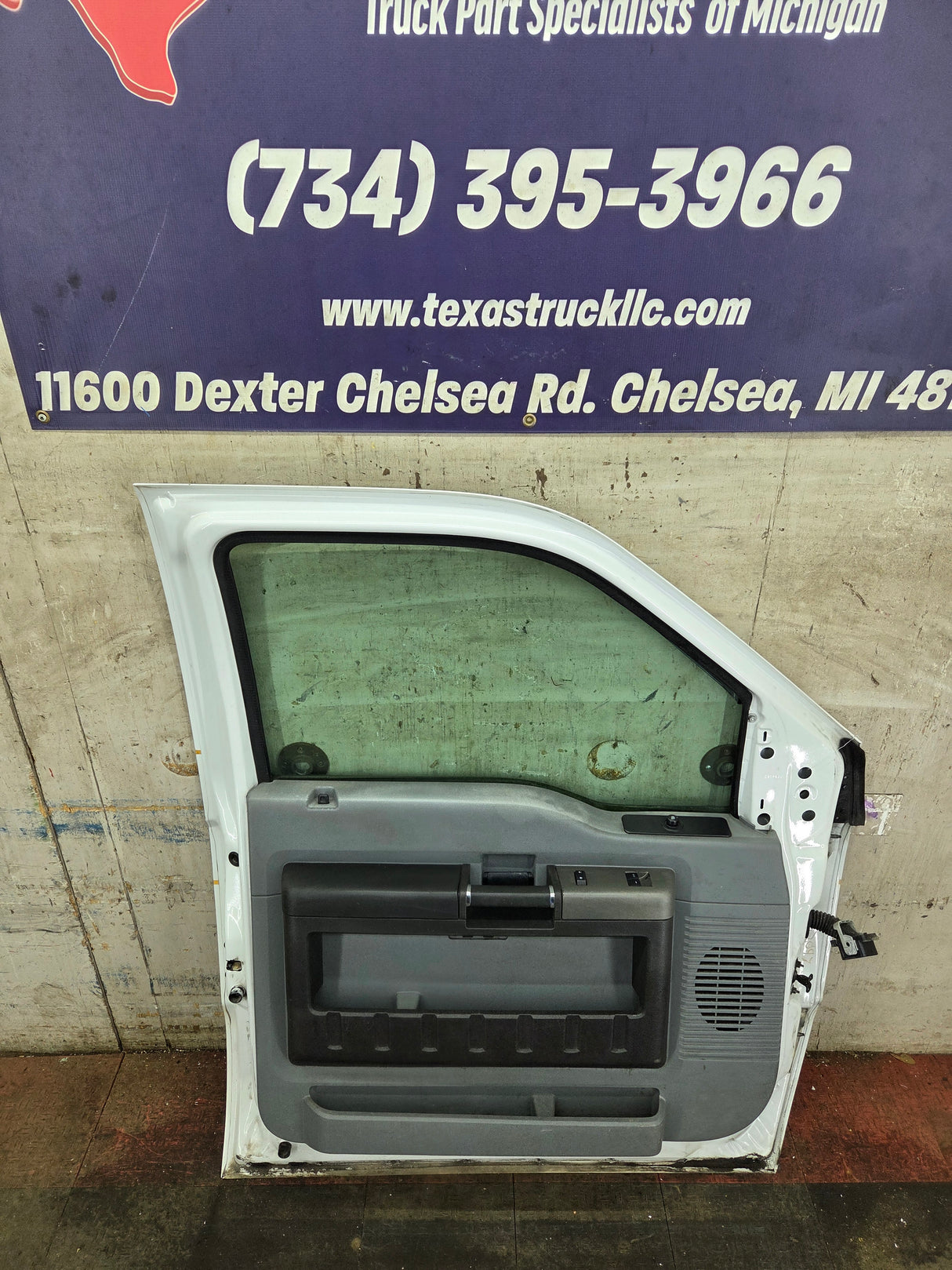 2012-2016 Ford Super Duty LH Driver Side Front Door F250 F350 F450 F550
