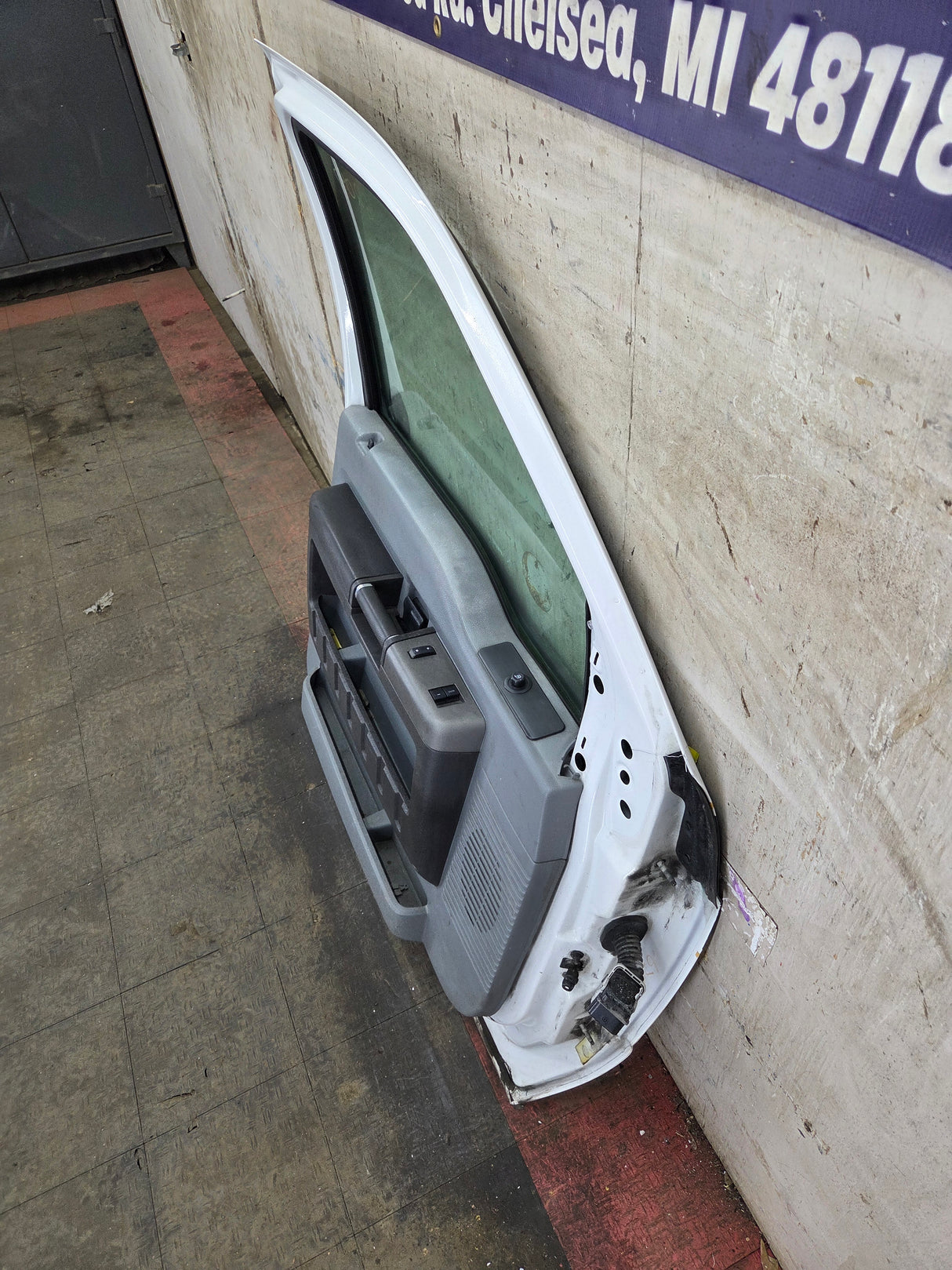 2012-2016 Ford Super Duty LH Driver Side Front Door F250 F350 F450 F550