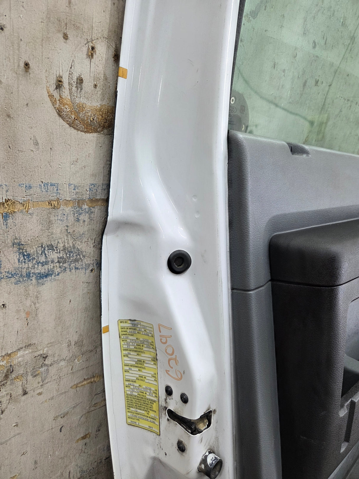 2012-2016 Ford Super Duty LH Driver Side Front Door F250 F350 F450 F550