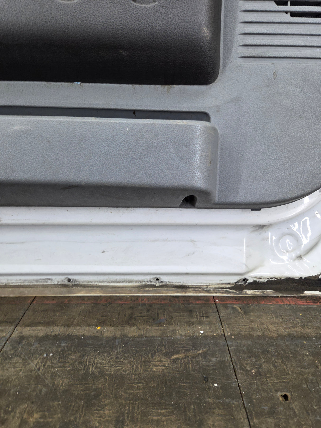 2012-2016 Ford Super Duty LH Driver Side Front Door F250 F350 F450 F550