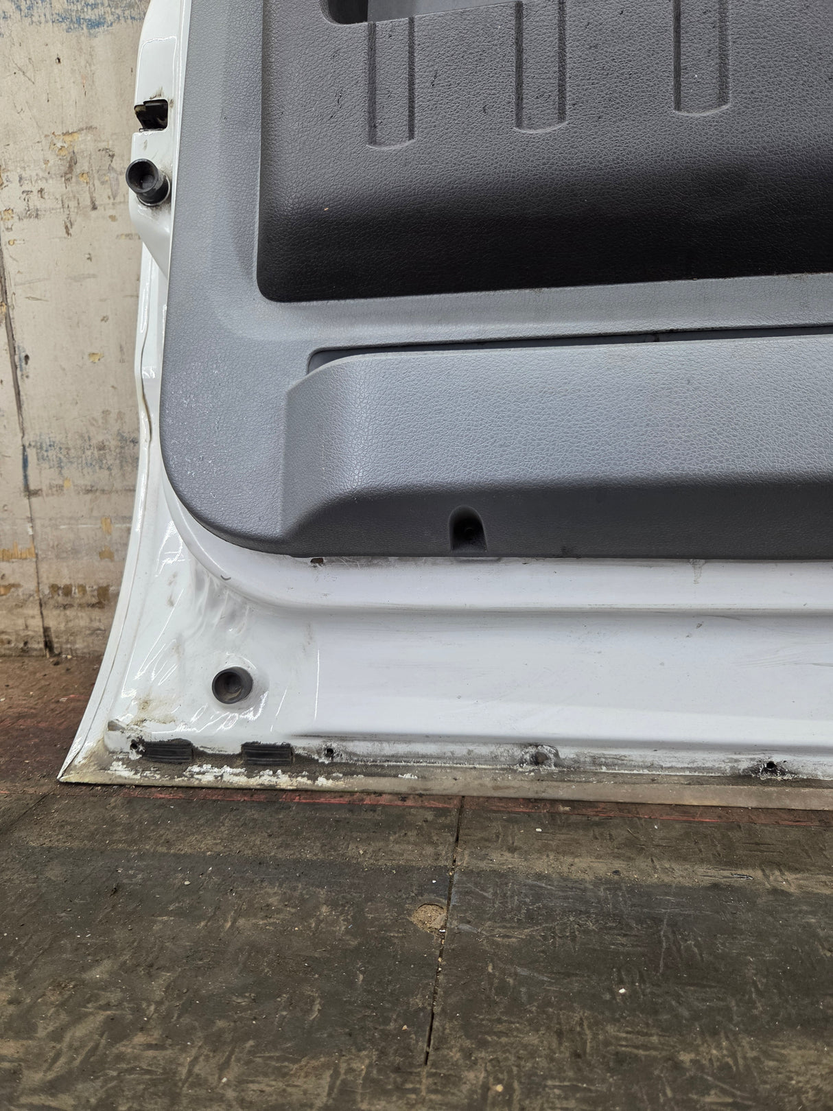 2012-2016 Ford Super Duty LH Driver Side Front Door F250 F350 F450 F550