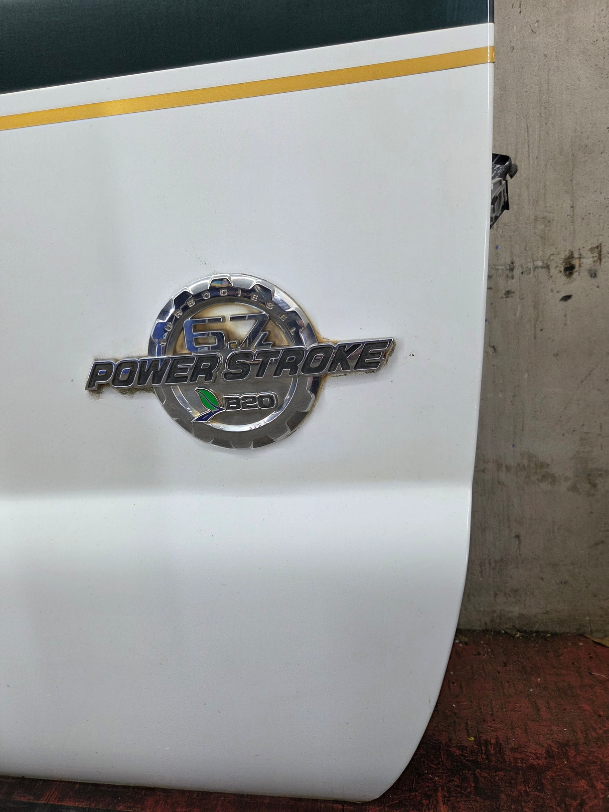 2012-2016 Ford Super Duty RH Passenger Side Front Door F250 F350 F450 F550