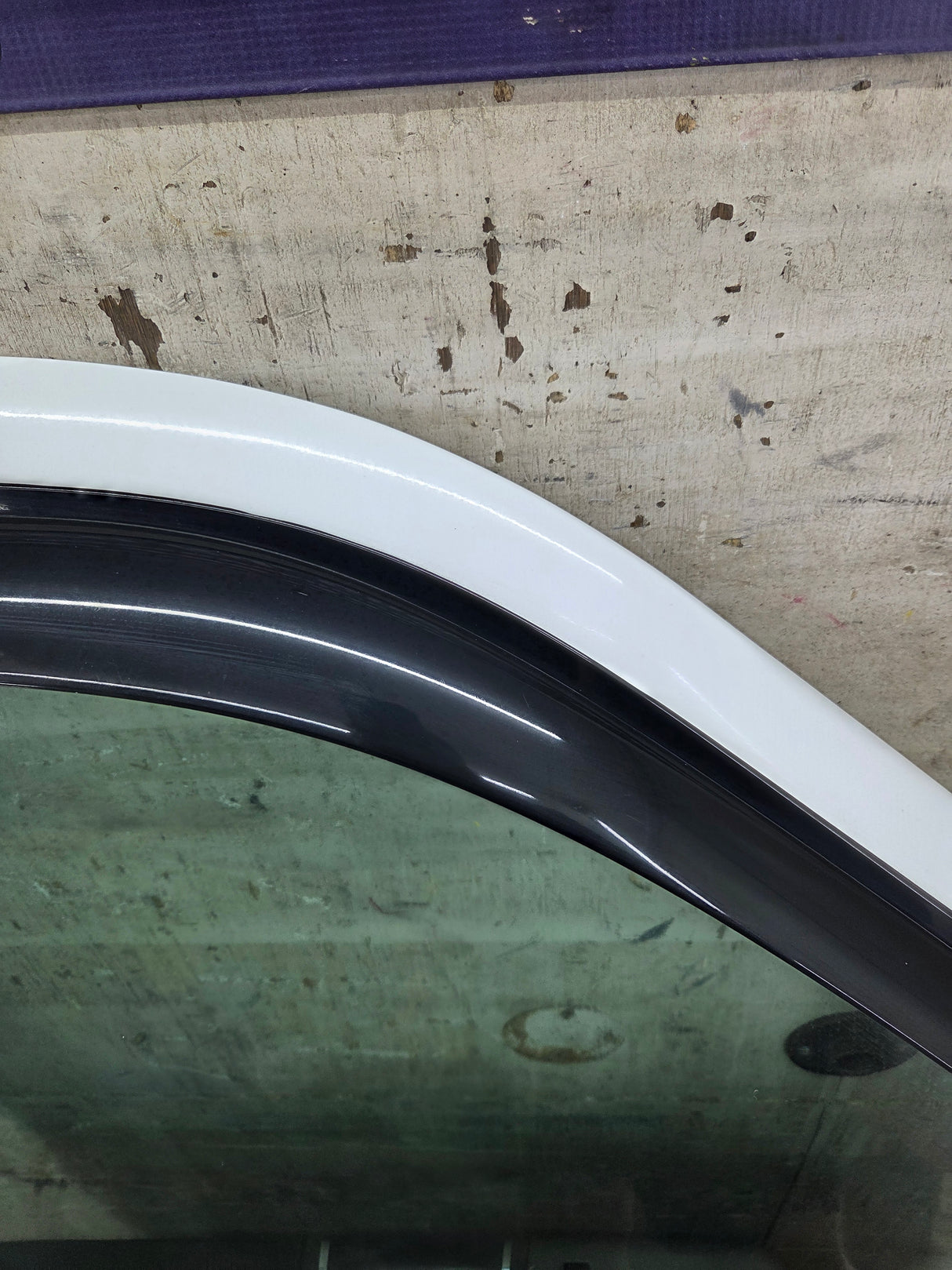 2012-2016 Ford Super Duty RH Passenger Side Front Door F250 F350 F450 F550