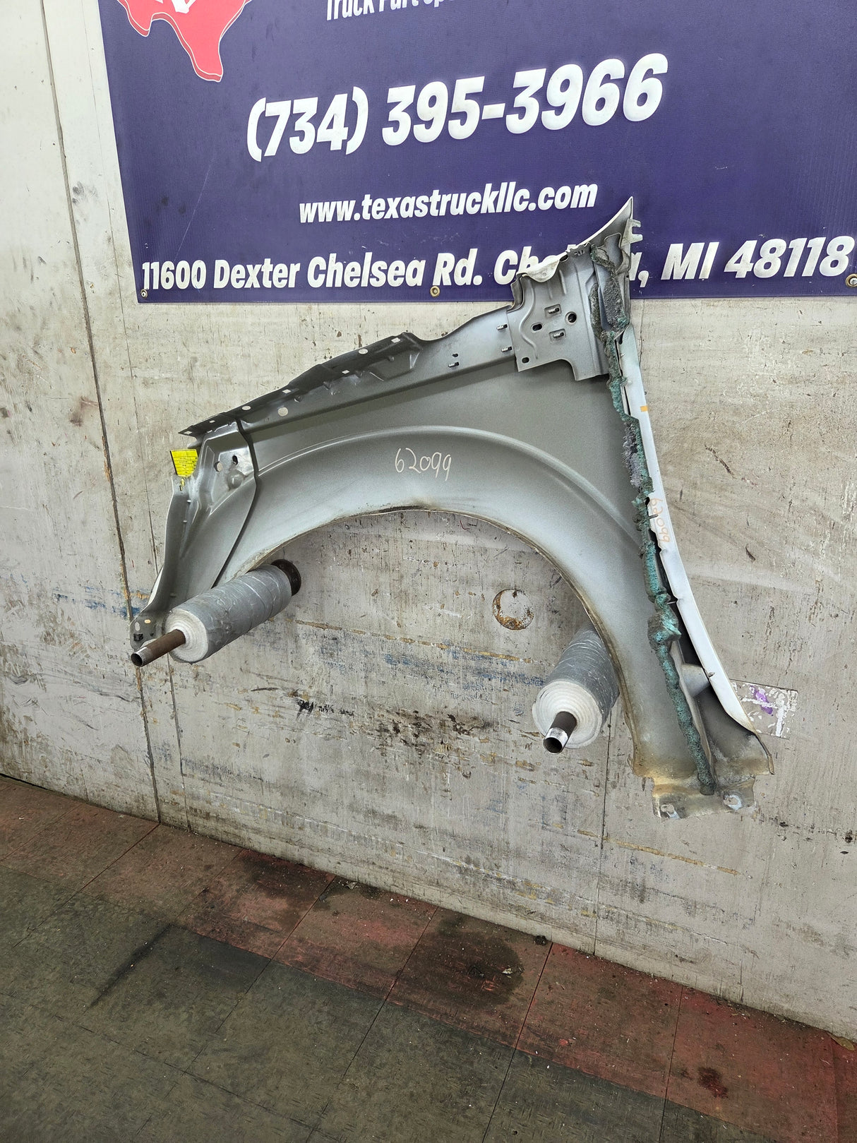 2011-2016 Ford Super Duty F250 F350 RH Passenger Side Front Fender Quarter Panel - Oxford White