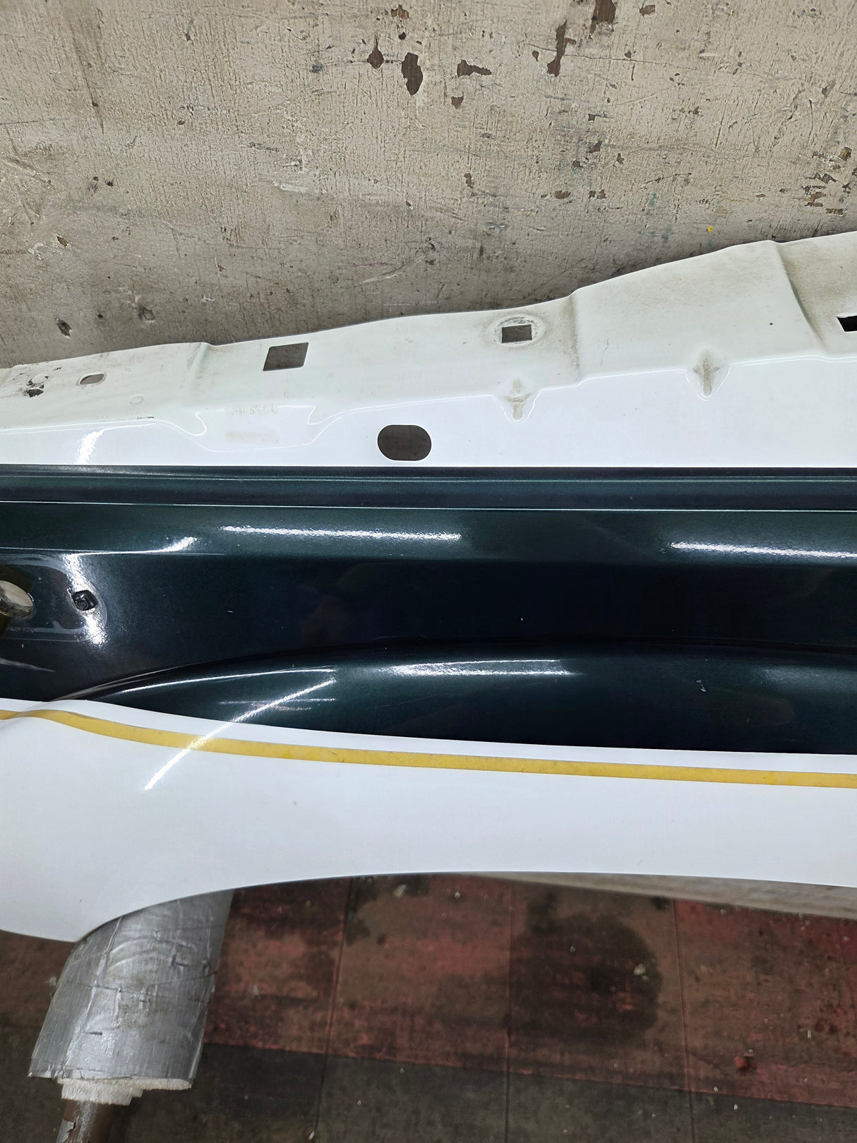 2011-2016 Ford Super Duty F250 F350 LH Driver Side Front Fender