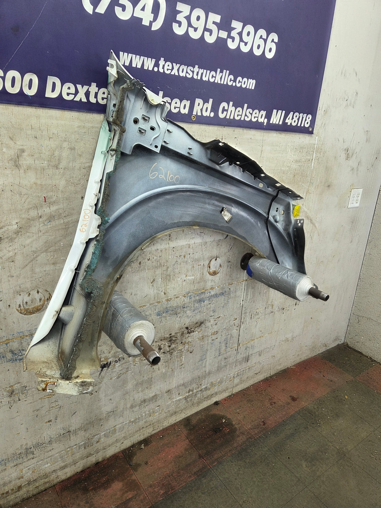 2011-2016 Ford Super Duty F250 F350 LH Driver Side Front Fender