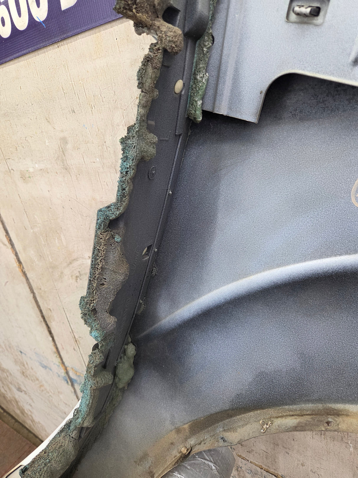 2011-2016 Ford Super Duty F250 F350 LH Driver Side Front Fender