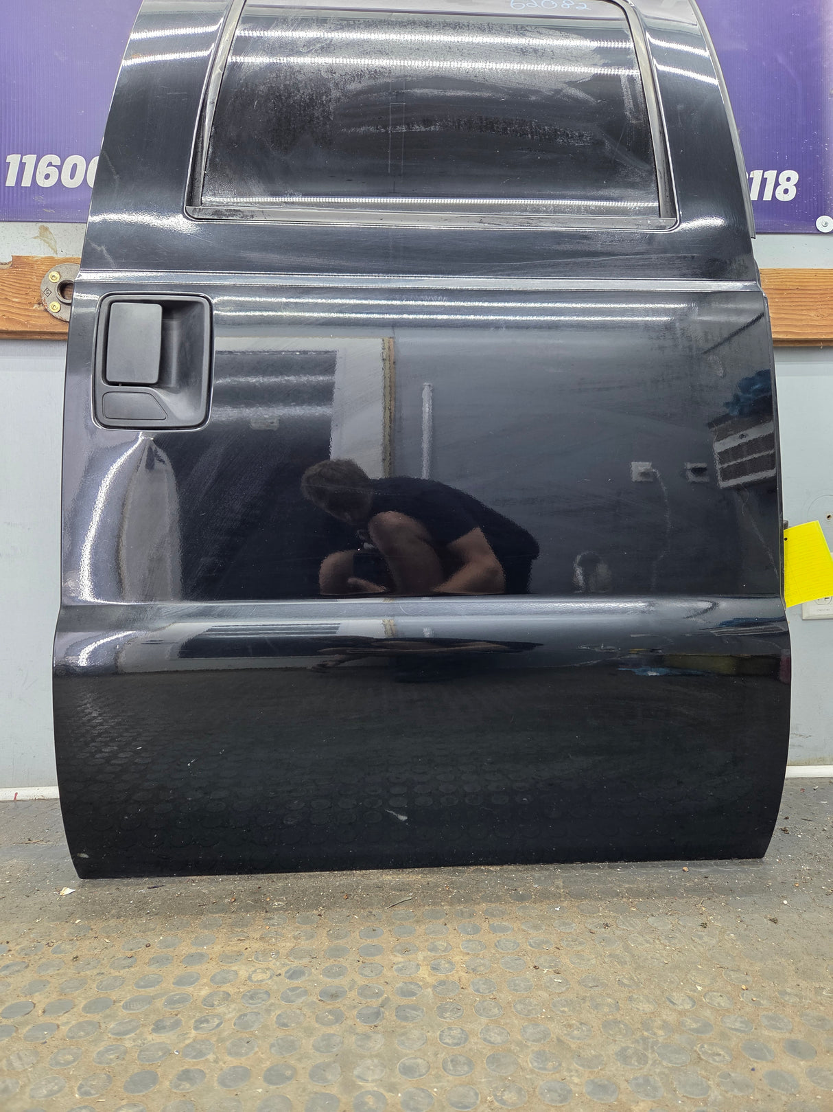 1999-2011 Ford Super Duty F250 F350 F450 F550 RH Crew Cab Passenger Side Rear Door