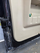 1999-2011 Ford Super Duty F250 F350 F450 F550 RH Crew Cab Passenger Side Rear Door