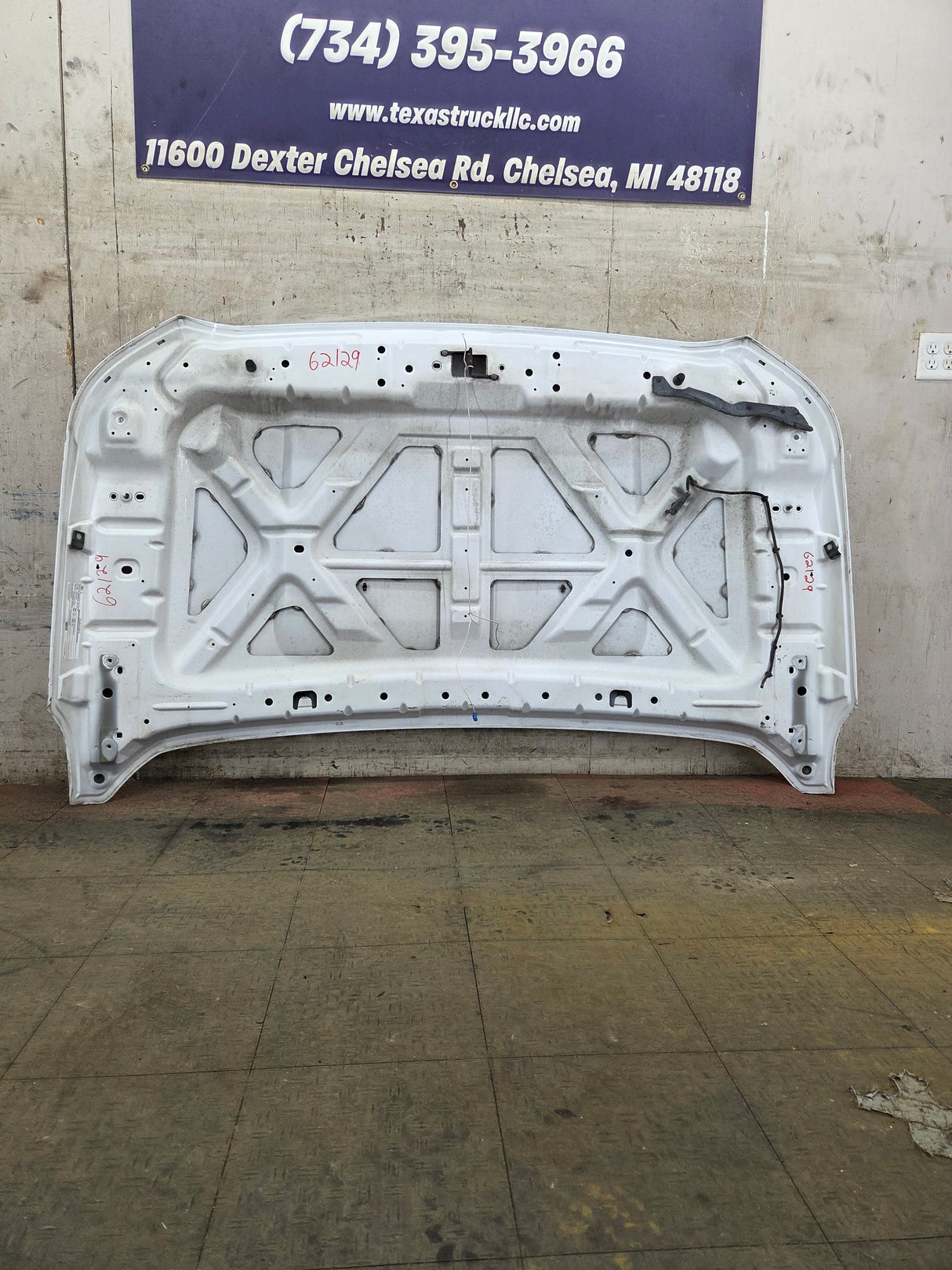 2011-2016 Ford Super Duty Hood F250 F350 F450 F550 - White
