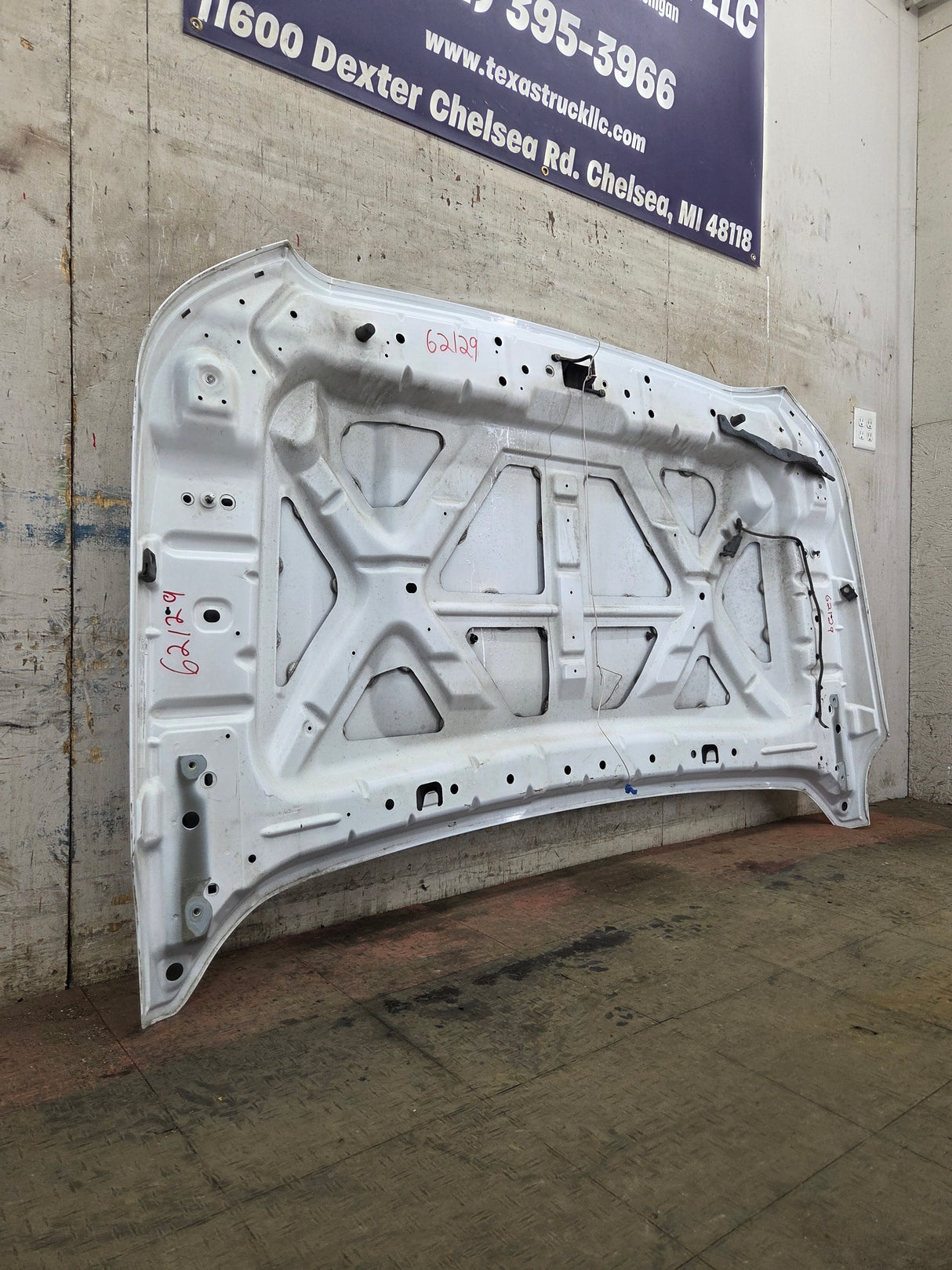 2011-2016 Ford Super Duty Hood F250 F350 F450 F550 - White
