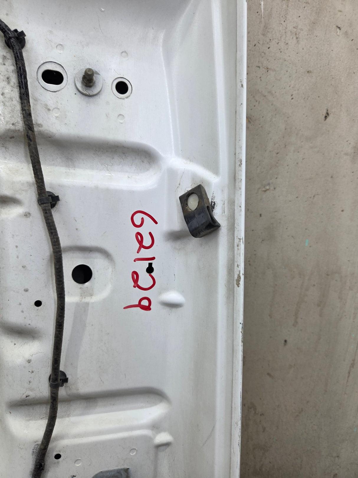 2011-2016 Ford Super Duty Hood F250 F350 F450 F550 - White