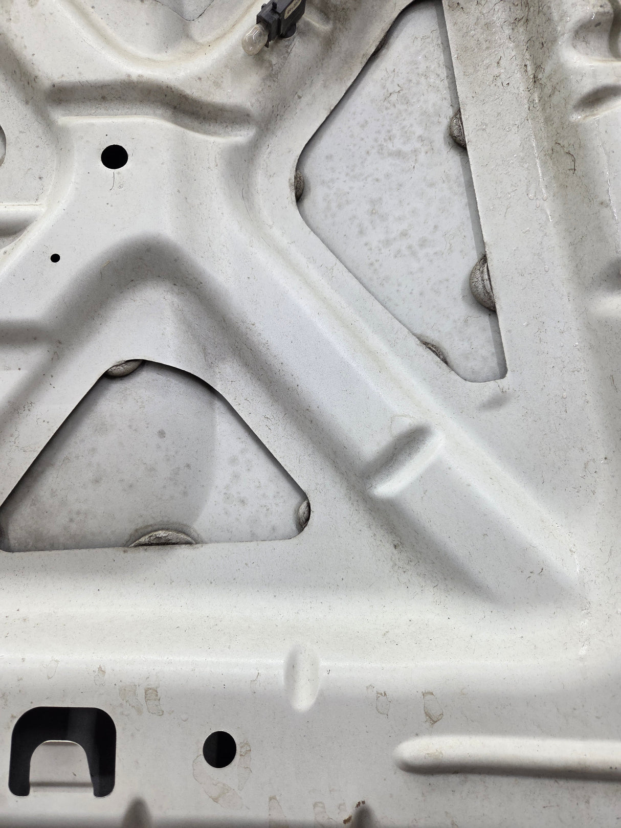 2011-2016 Ford Super Duty Hood F250 F350 F450 F550 - White