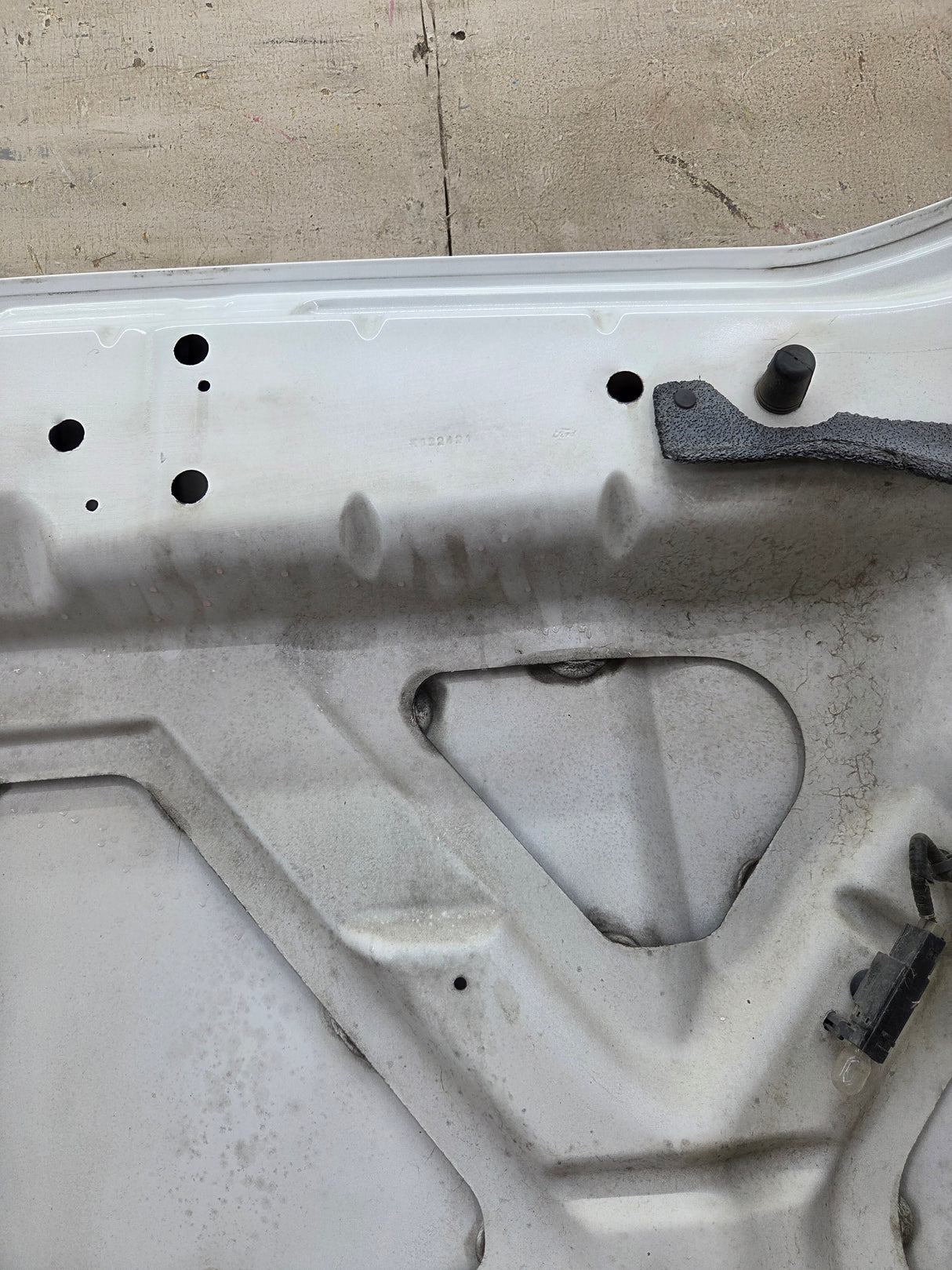 2011-2016 Ford Super Duty Hood F250 F350 F450 F550 - White