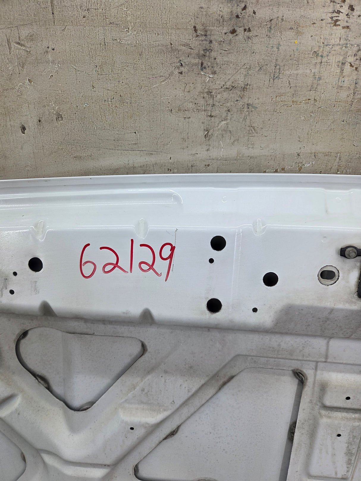 2011-2016 Ford Super Duty Hood F250 F350 F450 F550 - White
