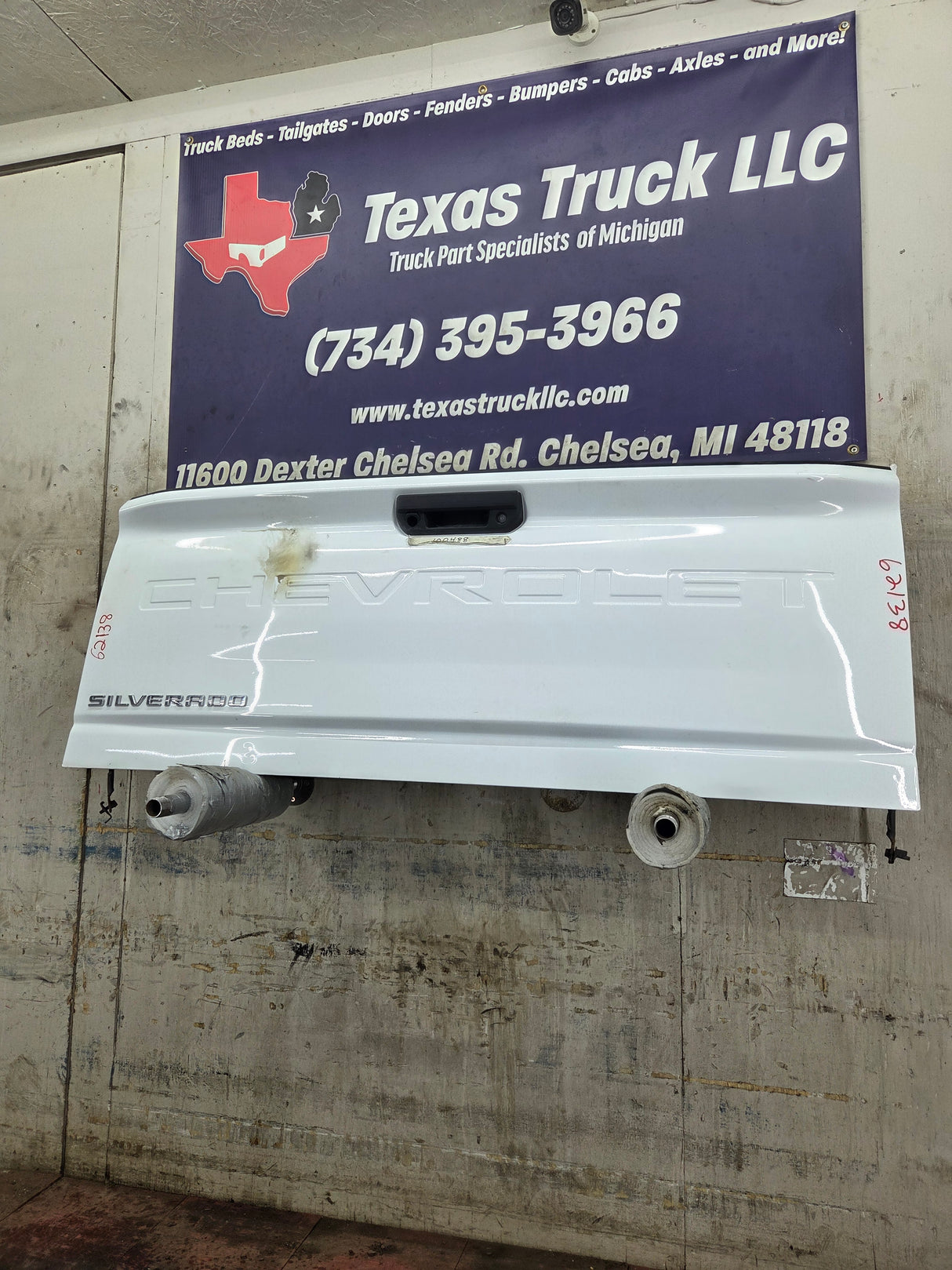 2019-2025 Chevrolet Silverado 2500 3500 Truck Tailgate