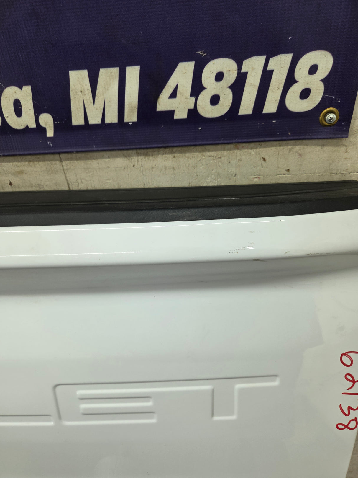 2019-2025 Chevrolet Silverado 2500 3500 Truck Tailgate