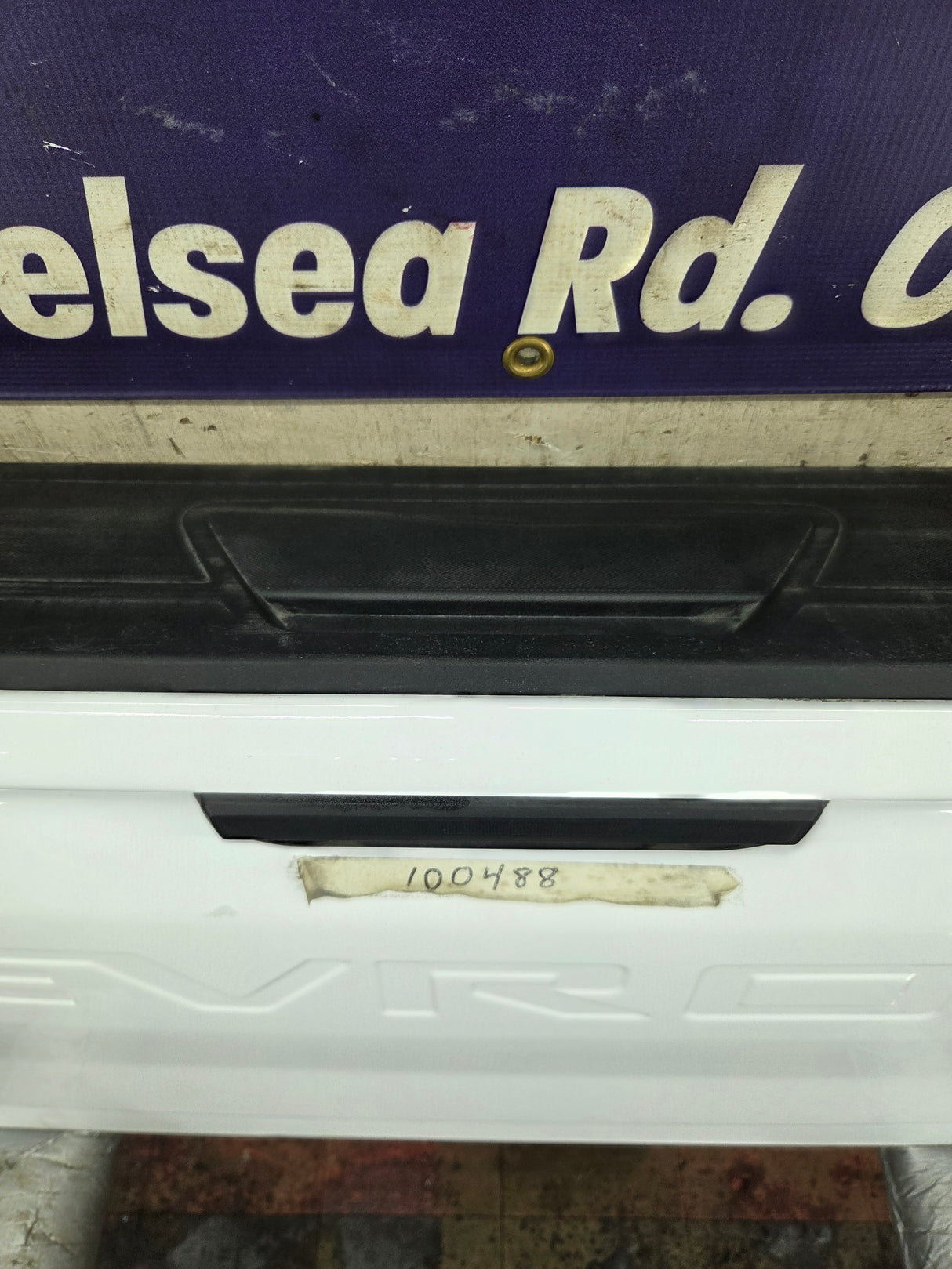 2019-2025 Chevrolet Silverado 2500 3500 Truck Tailgate