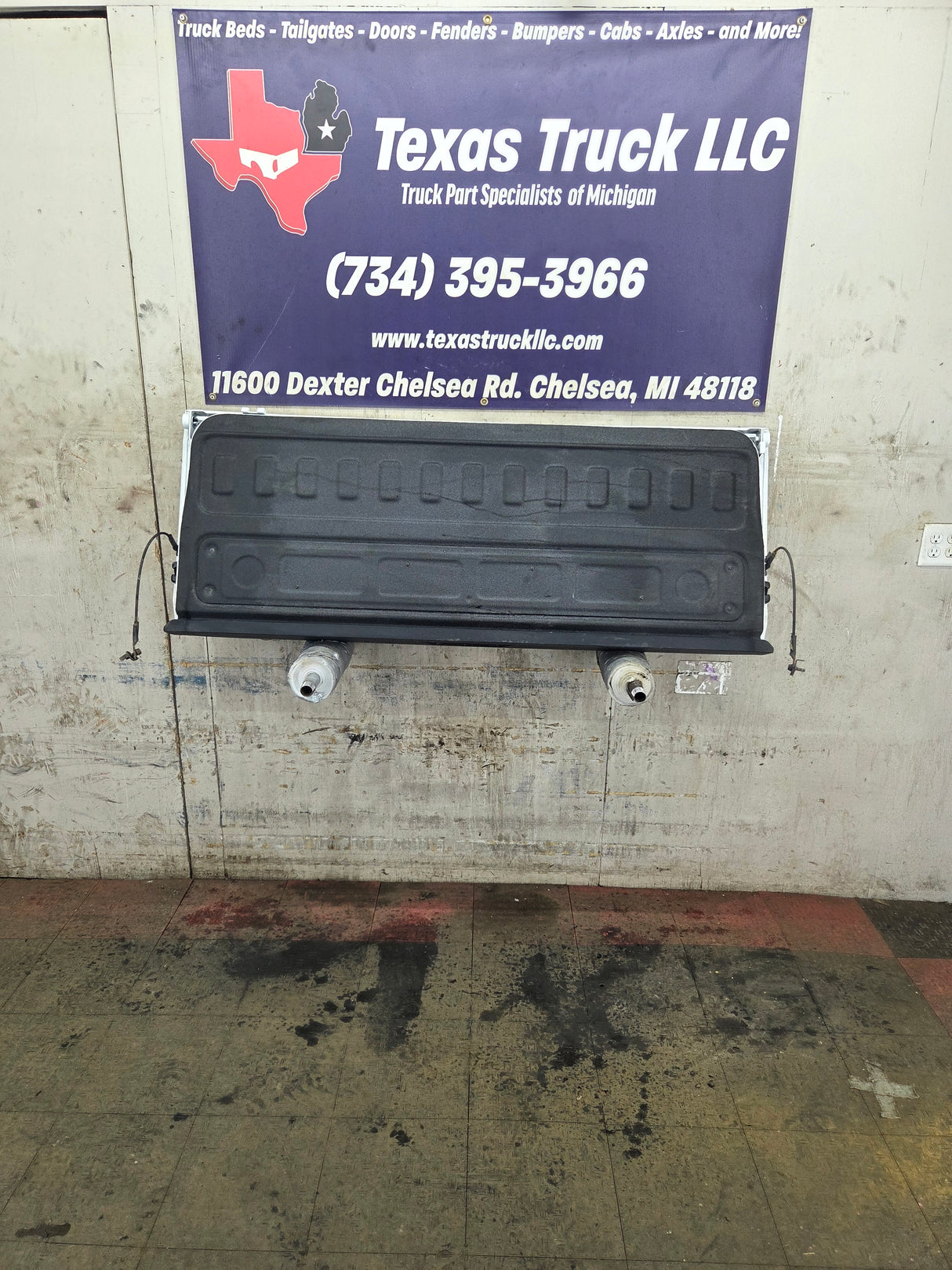 2019-2025 Chevrolet Silverado 2500 3500 Truck Tailgate