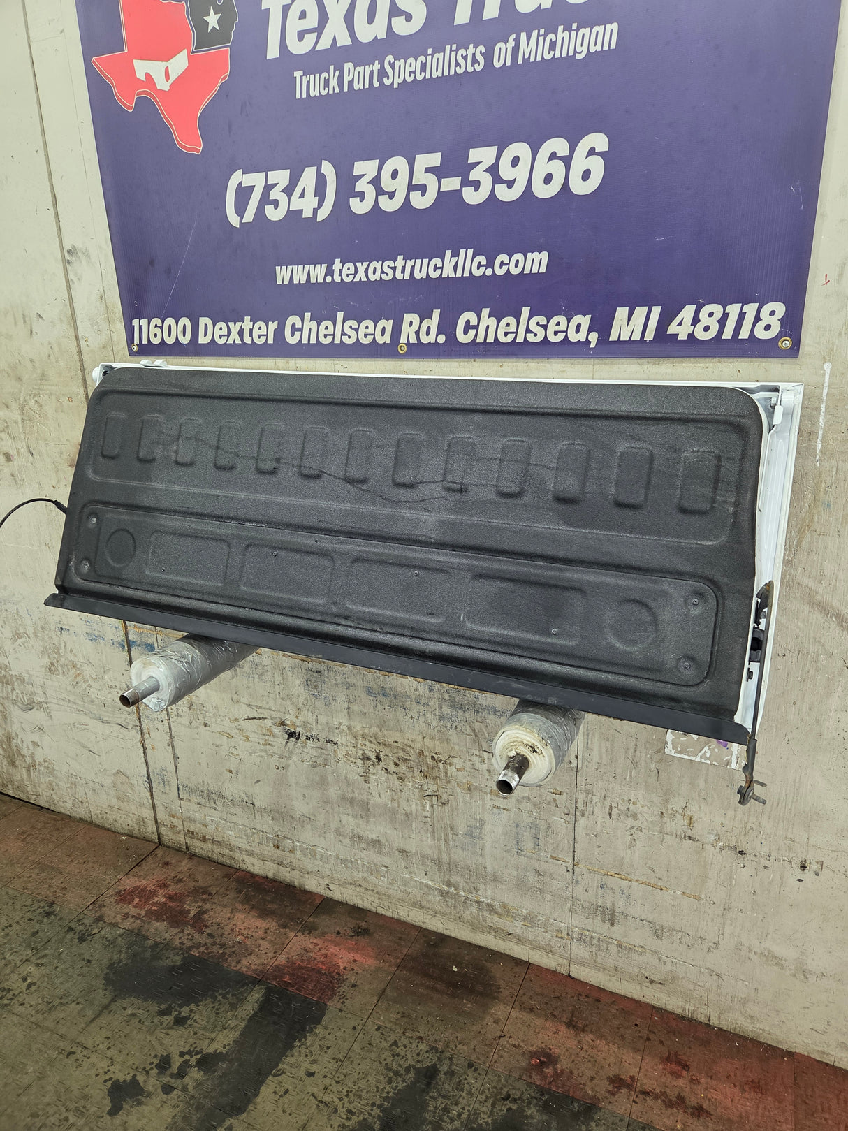 2019-2025 Chevrolet Silverado 2500 3500 Truck Tailgate