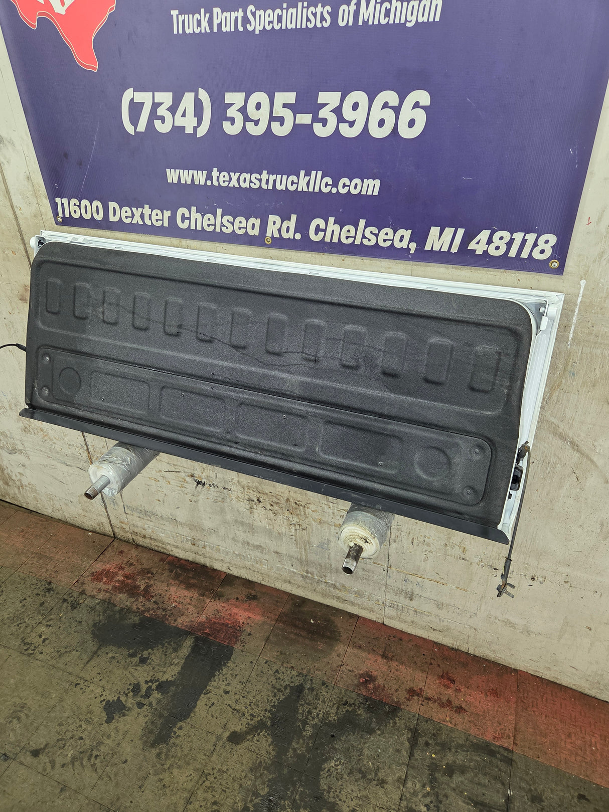 2019-2025 Chevrolet Silverado 2500 3500 Truck Tailgate