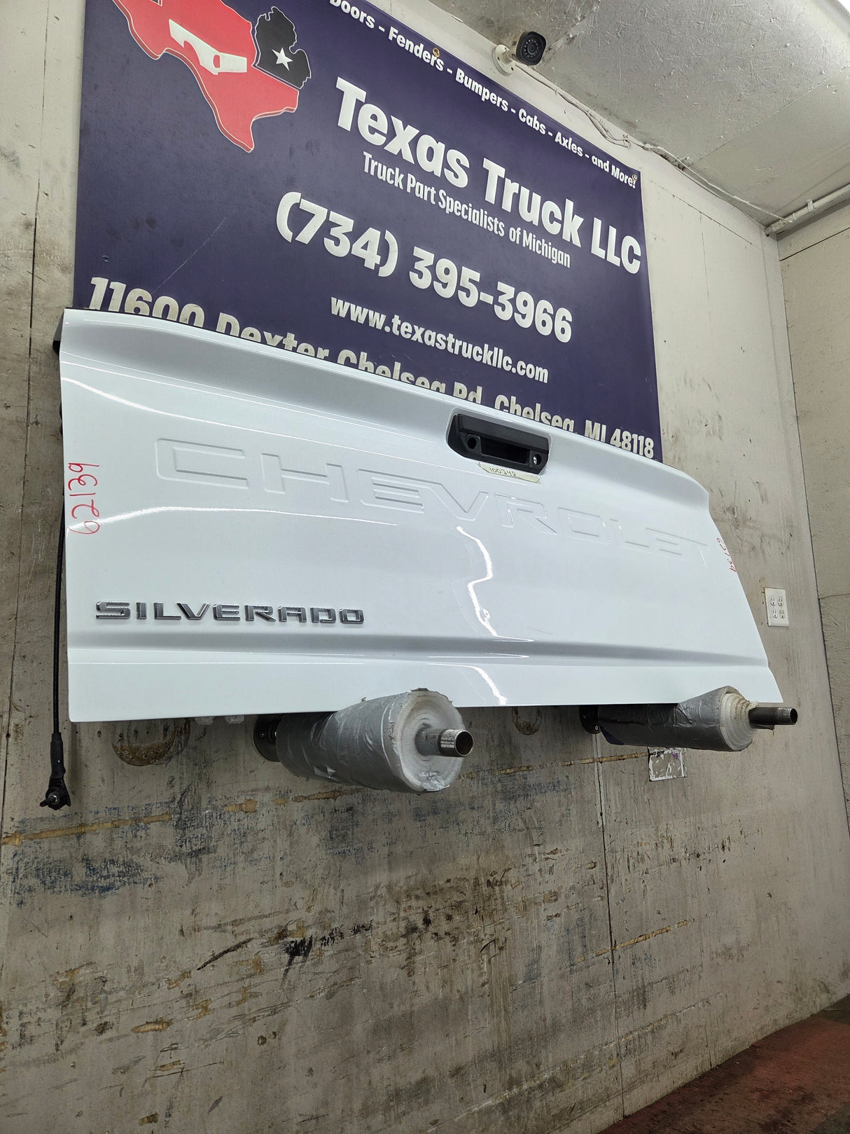 2019-2025 Chevrolet Silverado 2500 3500 Truck Tailgate