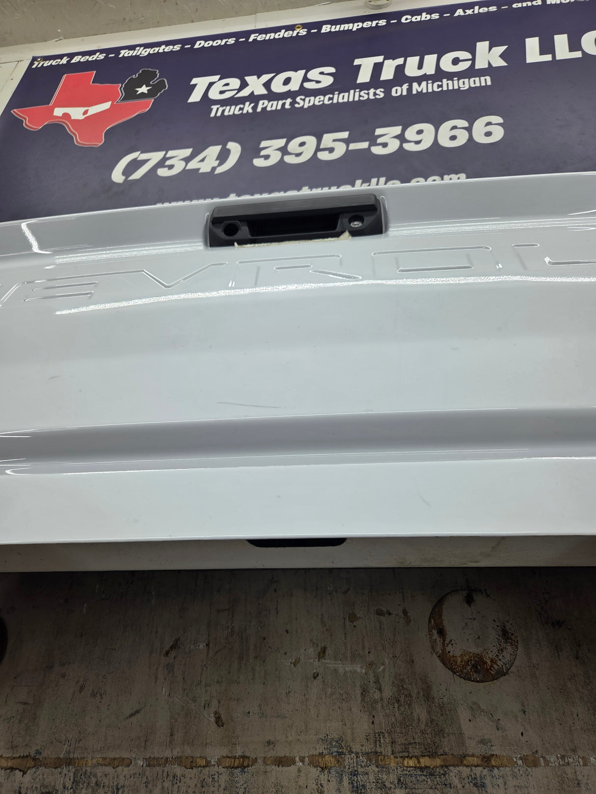 2019-2025 Chevrolet Silverado 2500 3500 Truck Tailgate