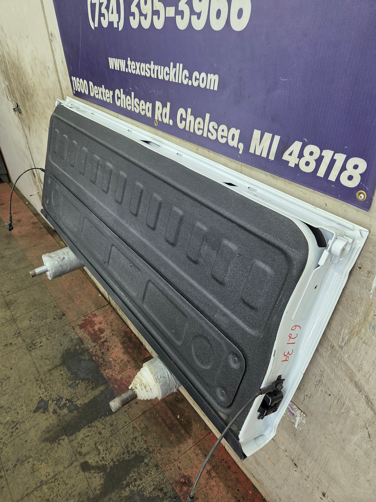 2019-2025 Chevrolet Silverado 2500 3500 Truck Tailgate