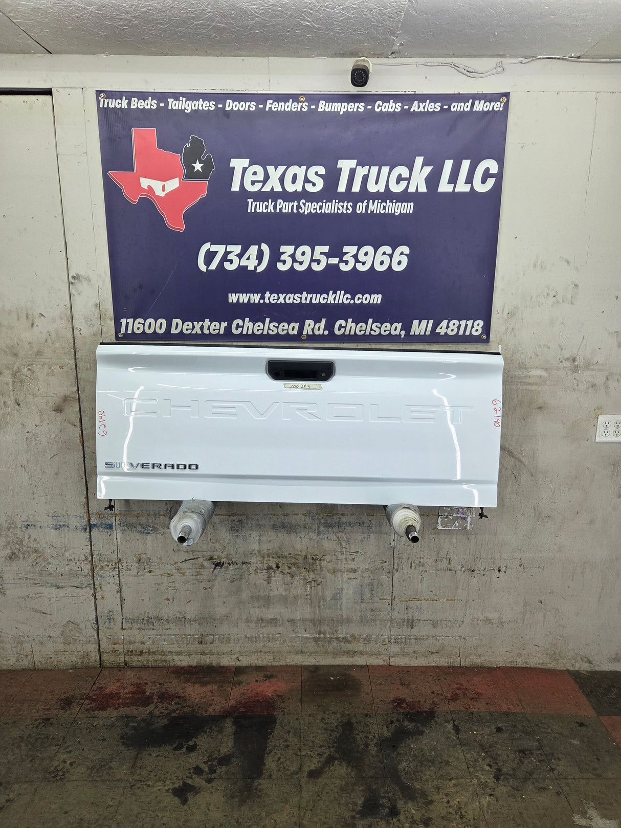 2019-2026 Chevrolet Silverado 2500 HD 3500HD Truck Tailgate