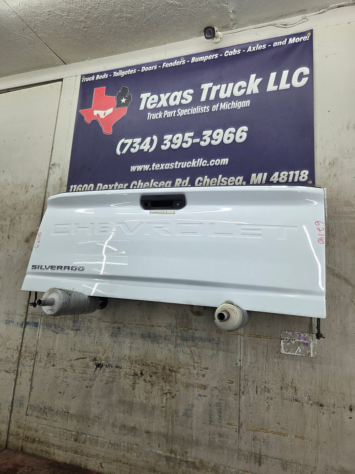 2019-2026 Chevrolet Silverado 2500 HD 3500HD Truck Tailgate