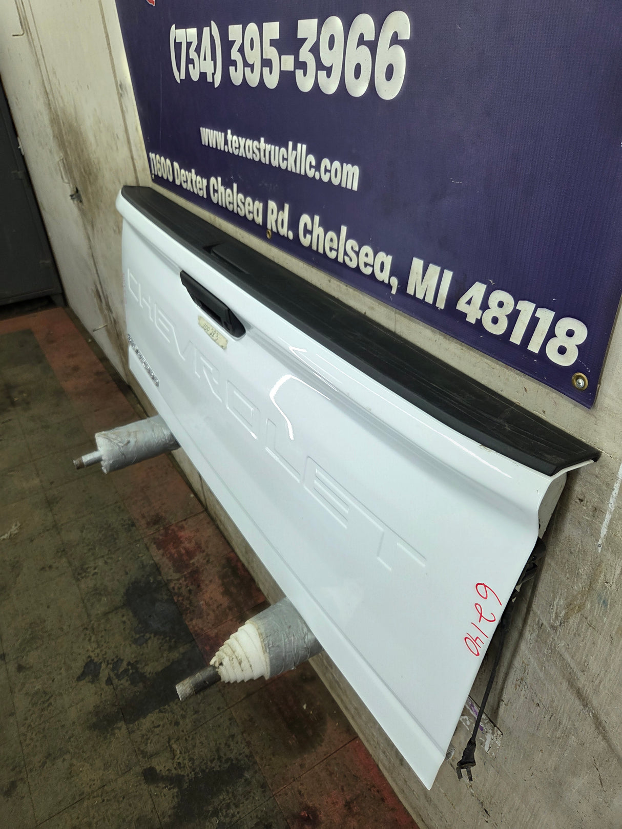 2019-2026 Chevrolet Silverado 2500 HD 3500HD Truck Tailgate