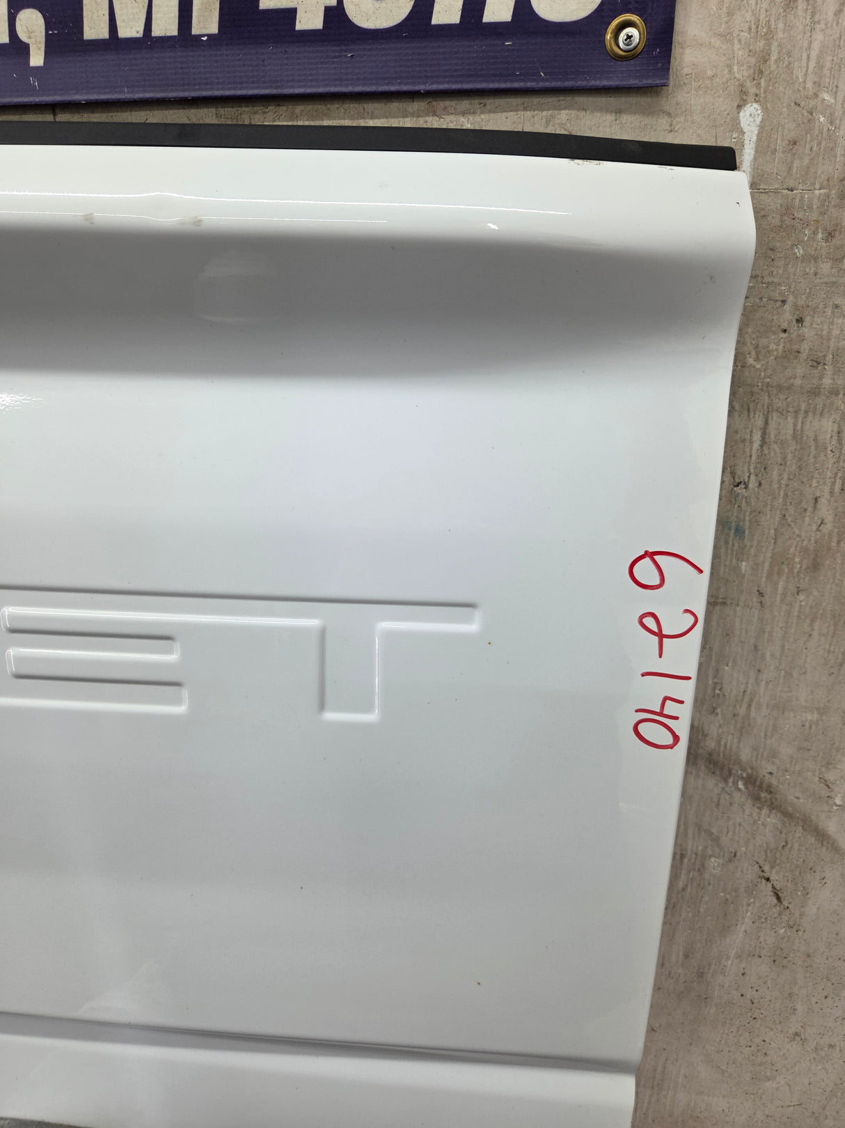 2019-2026 Chevrolet Silverado 2500 HD 3500HD Truck Tailgate