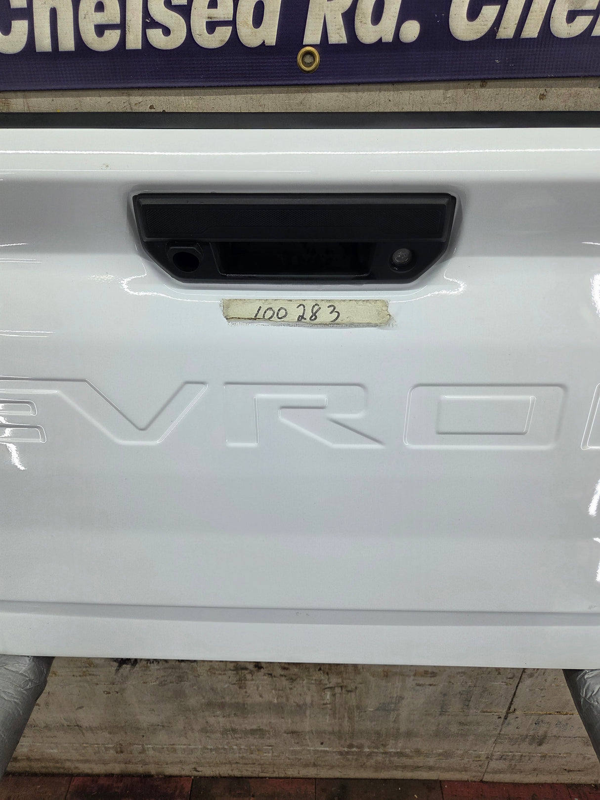 2019-2026 Chevrolet Silverado 2500 HD 3500HD Truck Tailgate