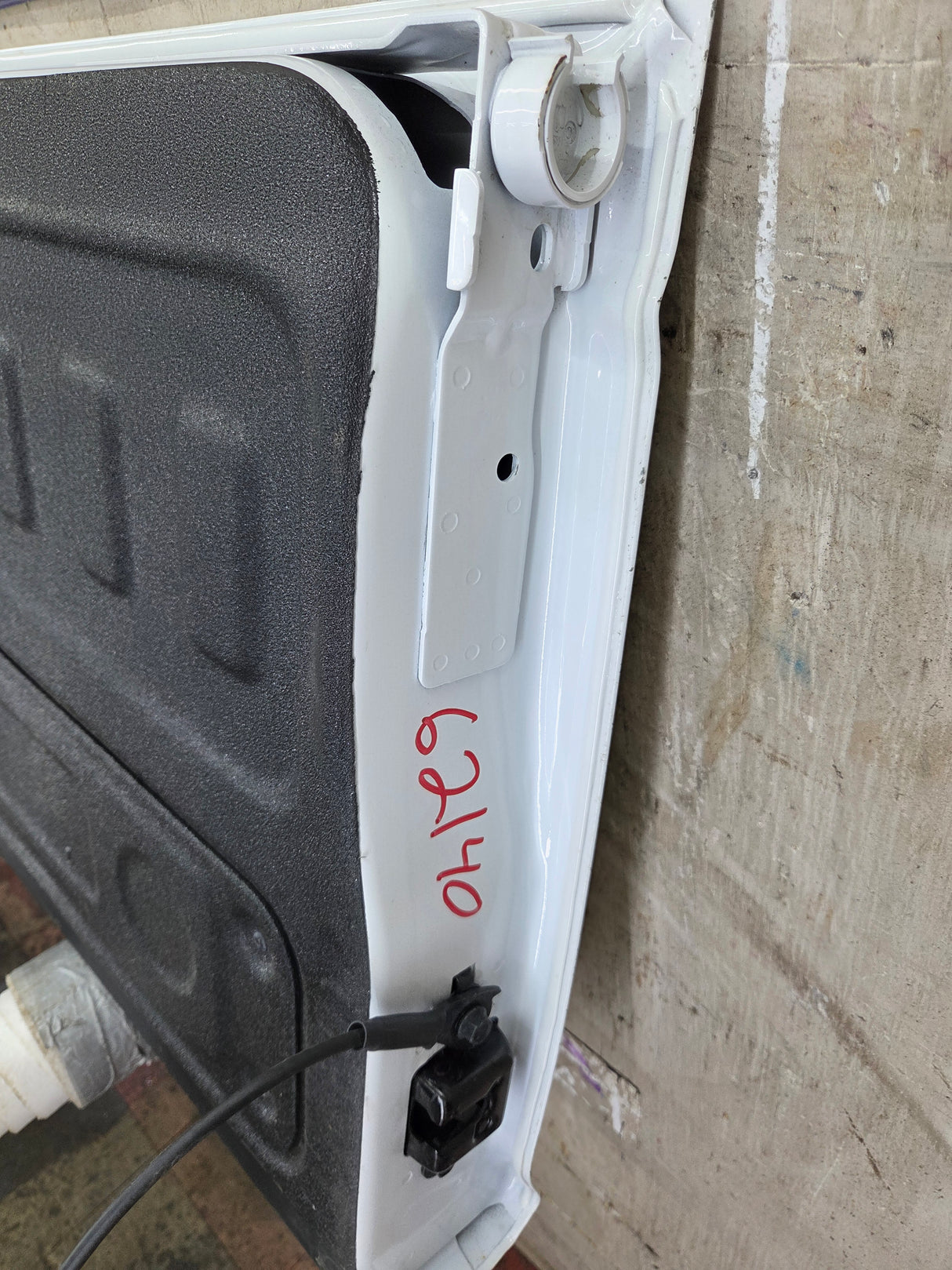 2019-2026 Chevrolet Silverado 2500 HD 3500HD Truck Tailgate
