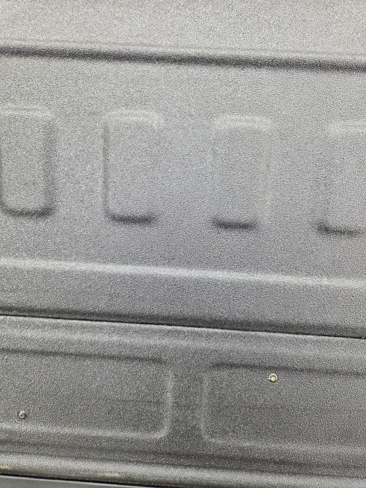 2019-2026 Chevrolet Silverado 2500 HD 3500HD Truck Tailgate
