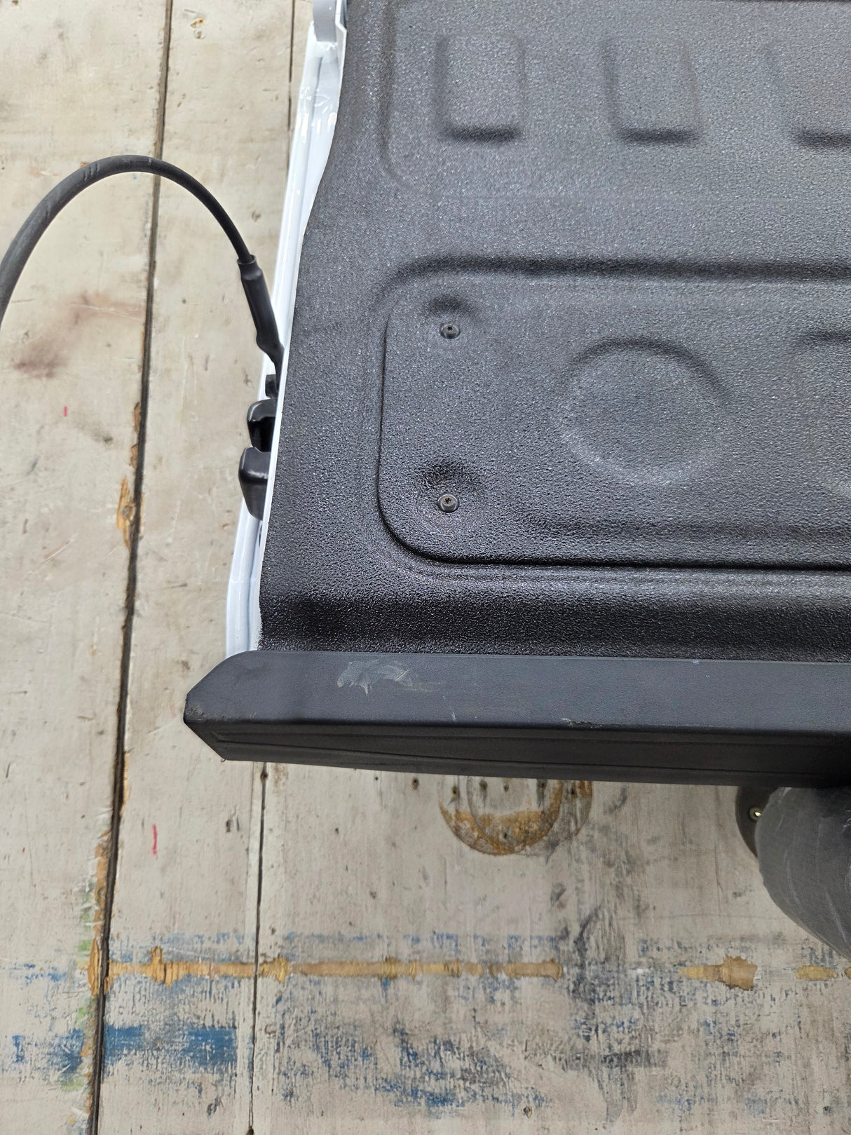 2019-2026 Chevrolet Silverado 2500 HD 3500HD Truck Tailgate