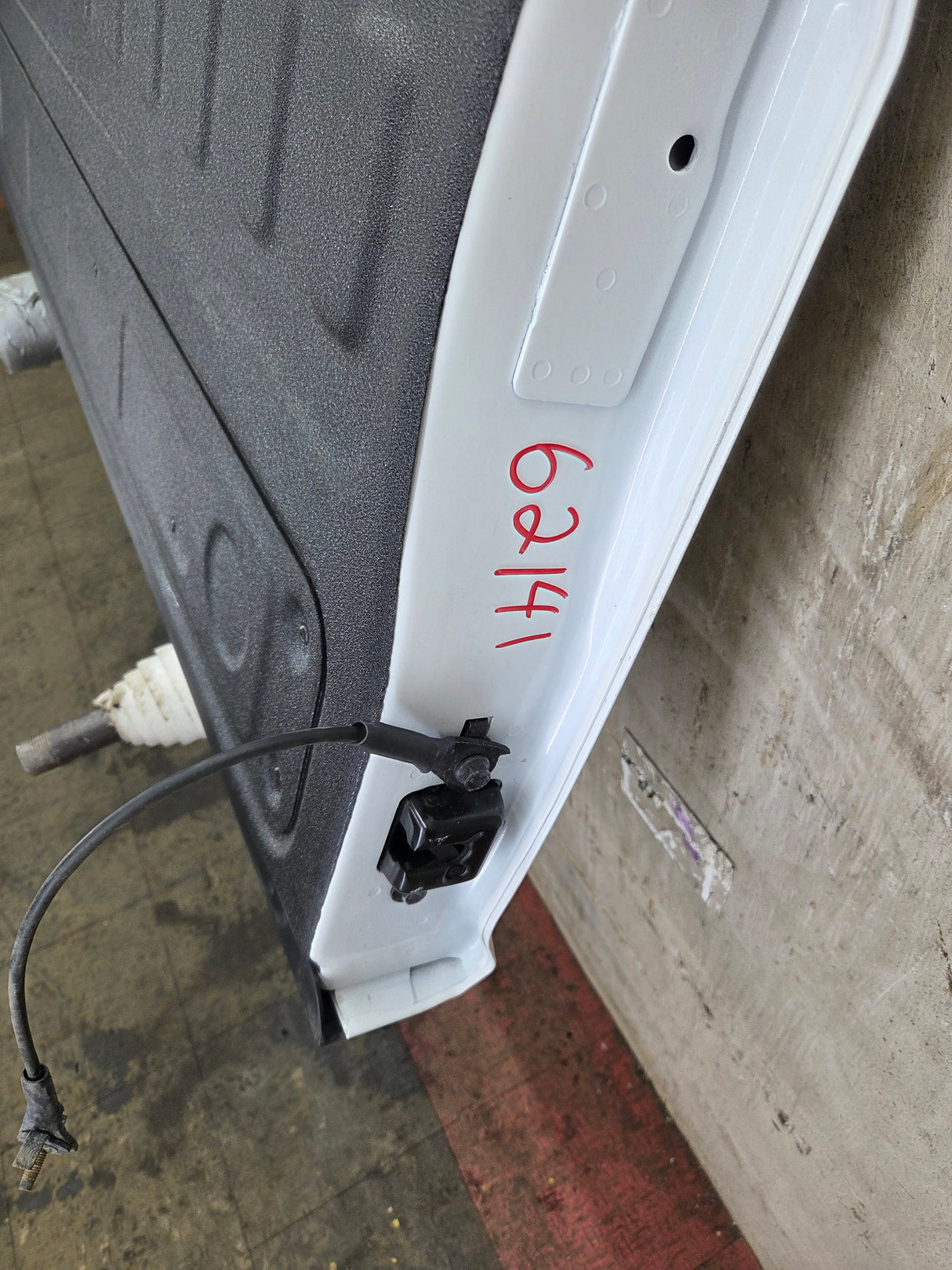 2019-2026 Chevrolet Silverado 2500 HD 3500HD Truck Tailgate
