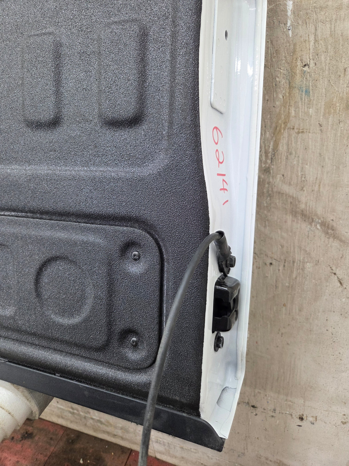 2019-2026 Chevrolet Silverado 2500 HD 3500HD Truck Tailgate