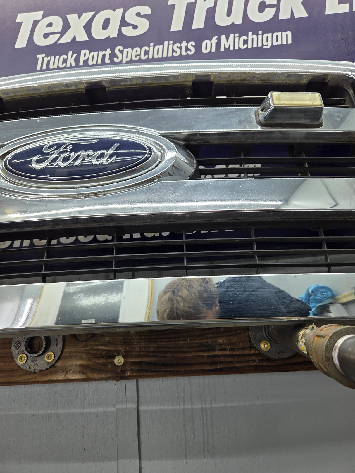 2008-2010 Ford Super Duty F250 F350 F450 F550 Chrome Grill Surround