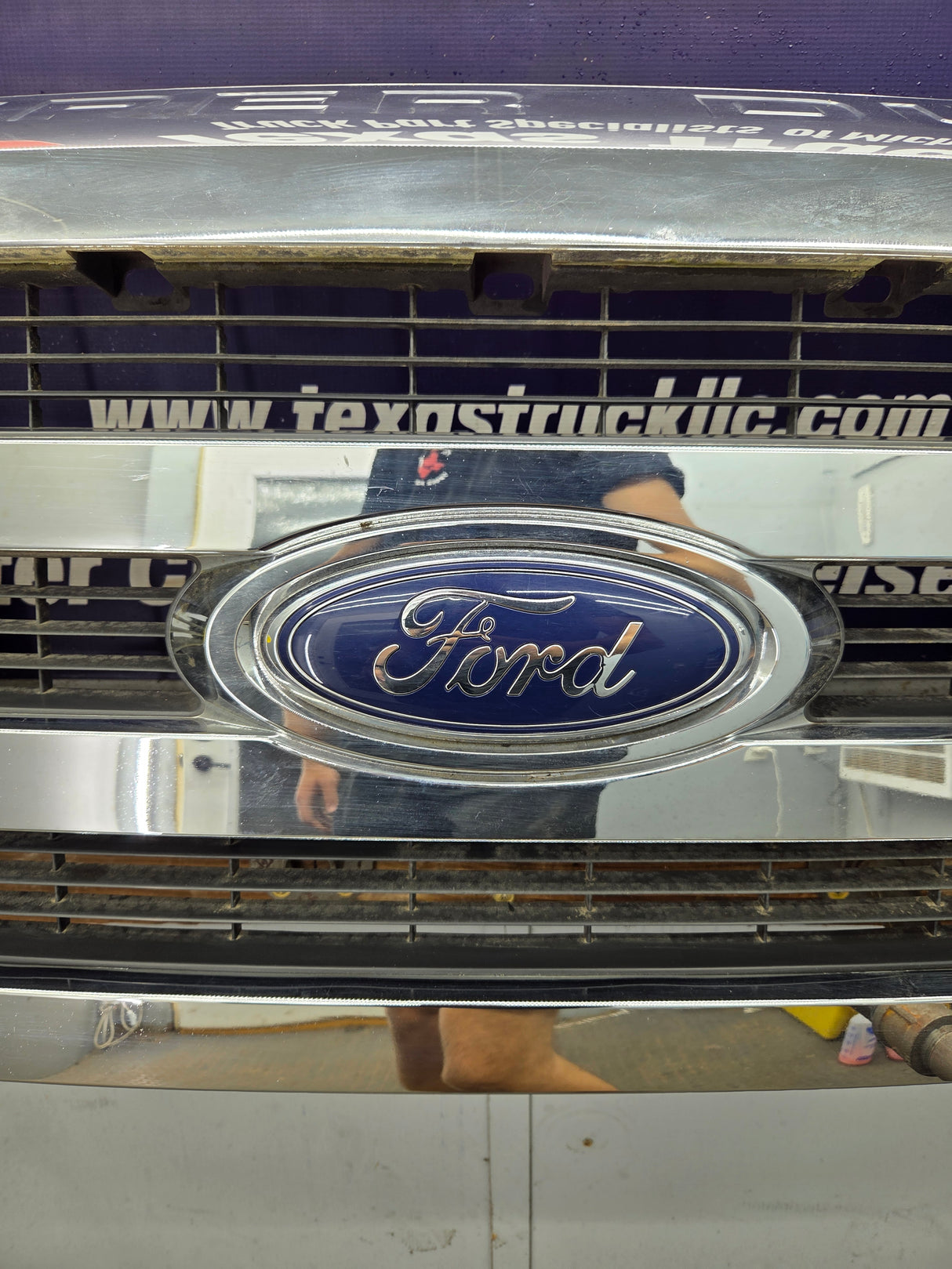 2008-2010 Ford Super Duty F250 F350 F450 F550 Chrome Grill Surround