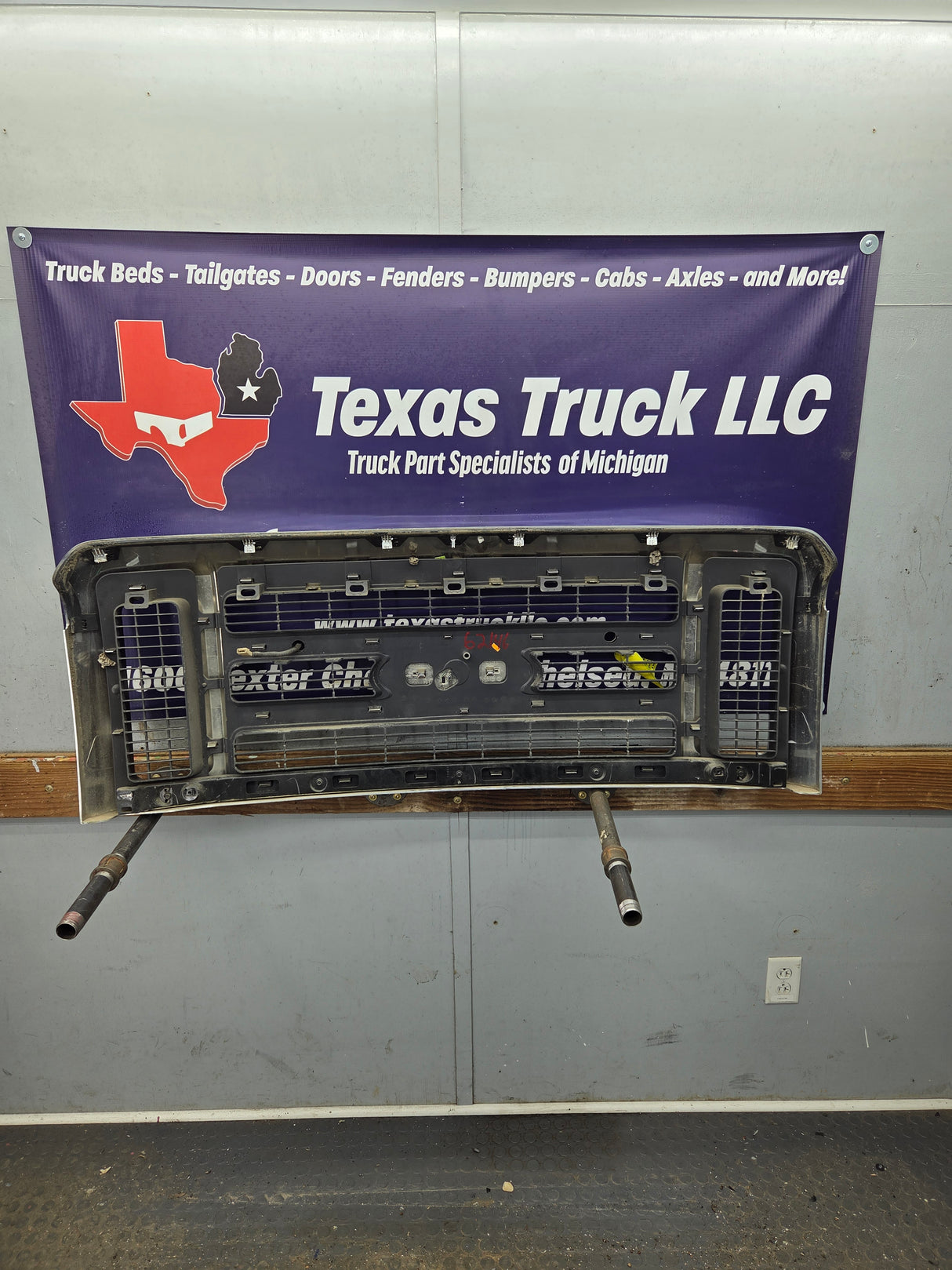 2008-2010 Ford Super Duty F250 F350 F450 F550 Chrome Grill Surround
