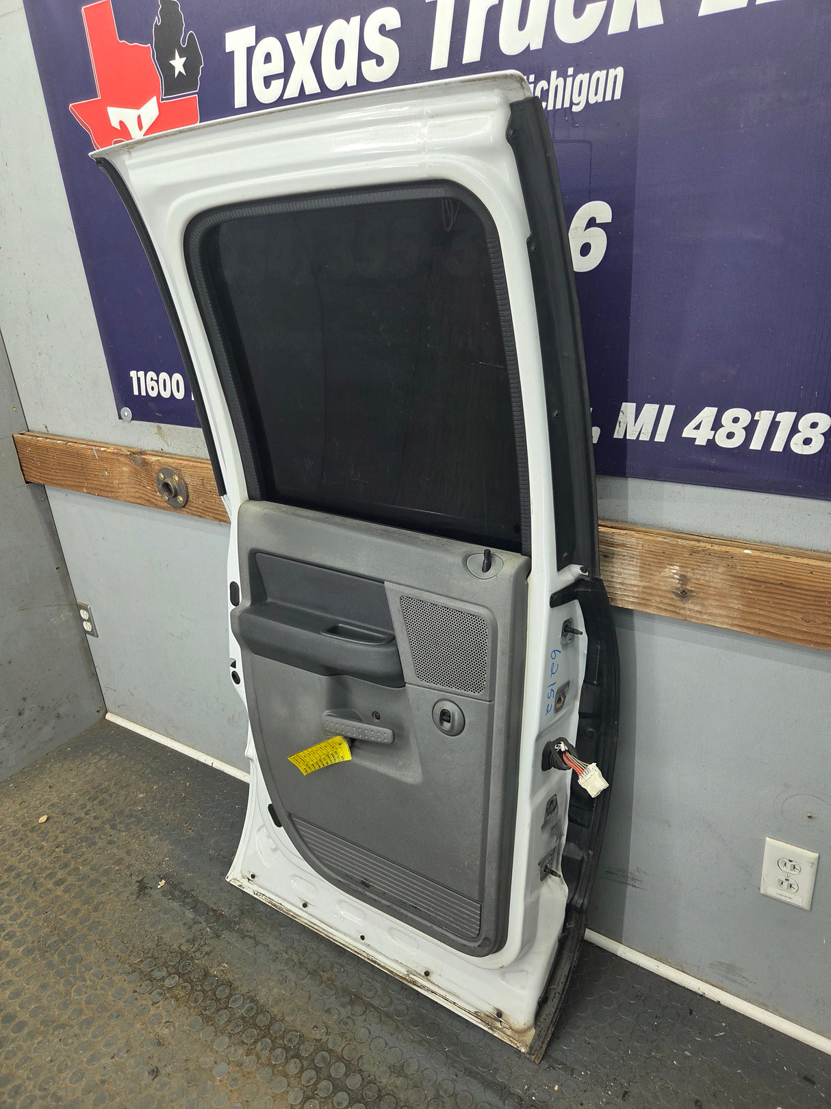 2003-2008 Dodge Ram 3rd Gen LH Driver Rear Quad Cab Door 1500 2500 3500 4500 5500