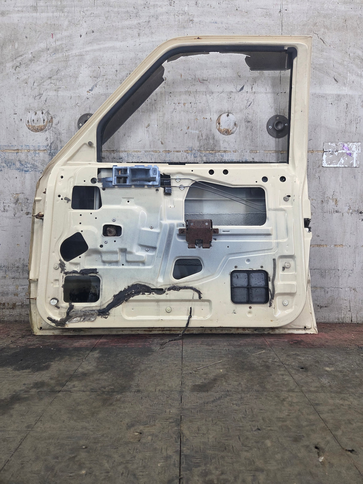 1982-1993 Chevrolet S10 /  GMC S15 Sonoma RH Passenger Side Front Door
