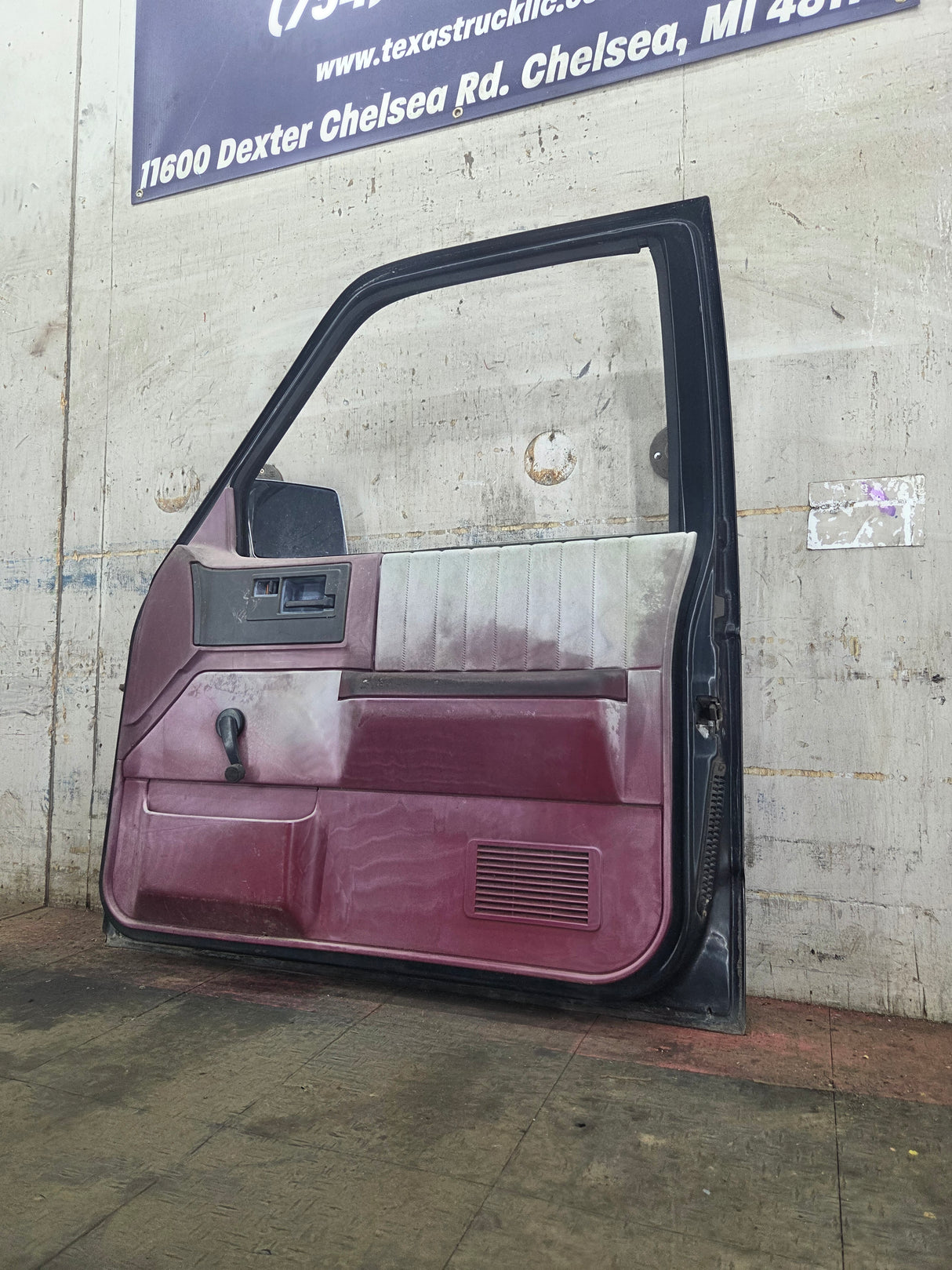 1982-1993 Chevrolet S10 /  GMC S15 Sonoma RH Passenger Side Front Door