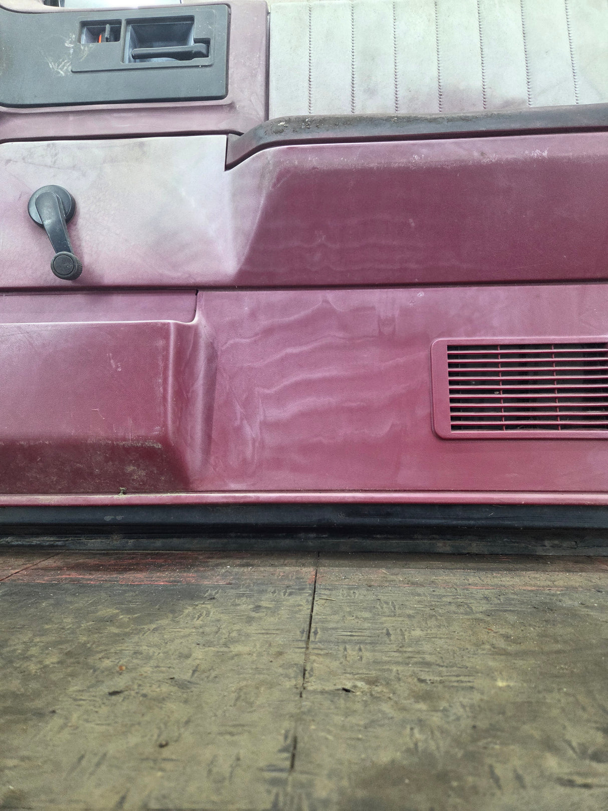 1982-1993 Chevrolet S10 /  GMC S15 Sonoma RH Passenger Side Front Door